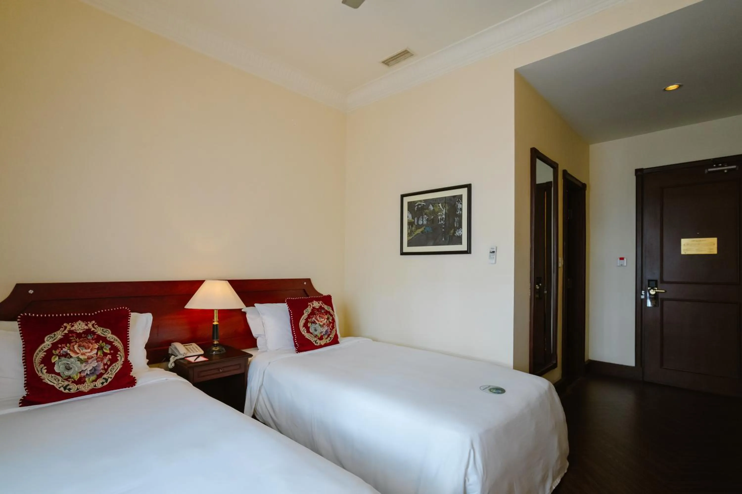 Bed in Du Parc Hotel Dalat