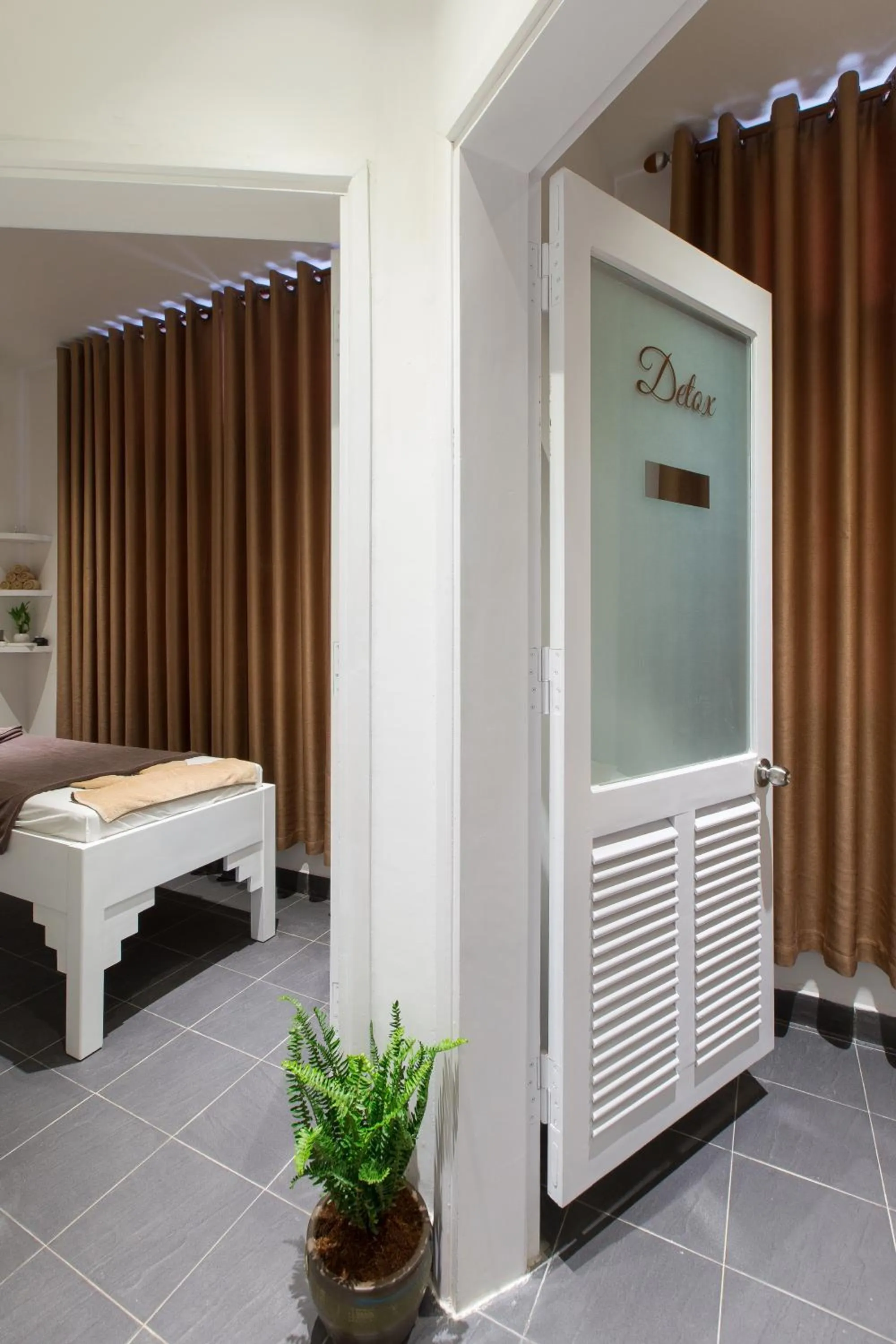 Massage, Bed in Alba Hotel