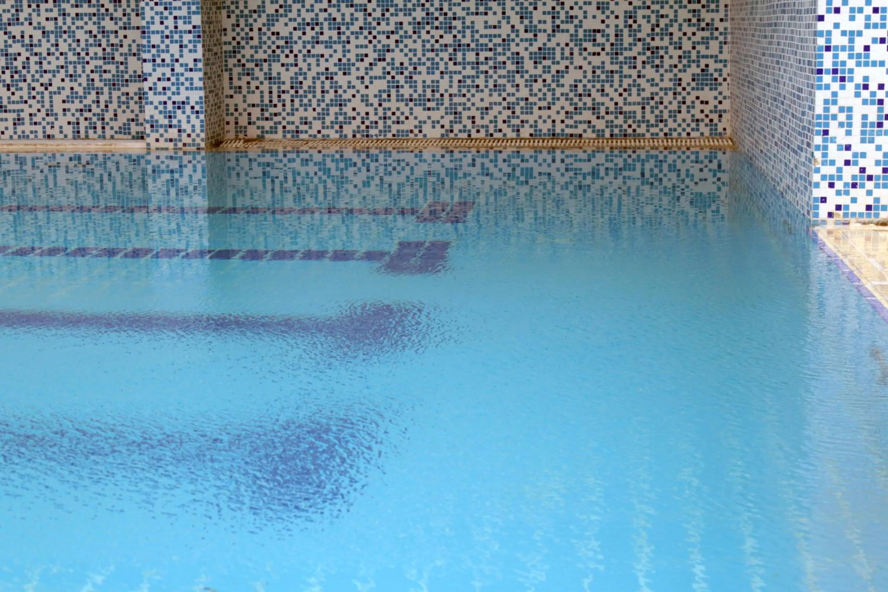 Swimming pool in Cosmopolitan Hotel