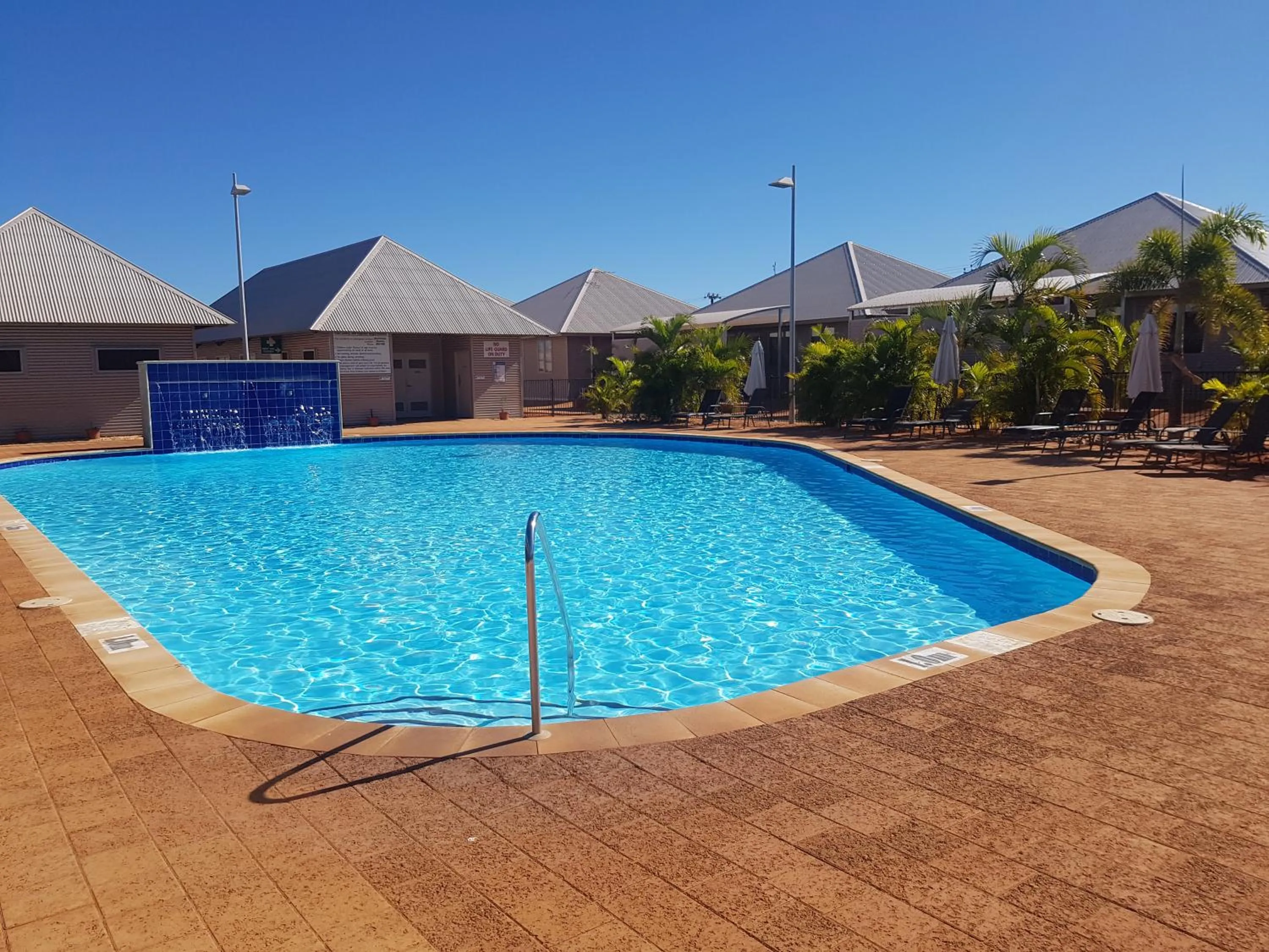 Swimming pool in Exmouth Escape Resort