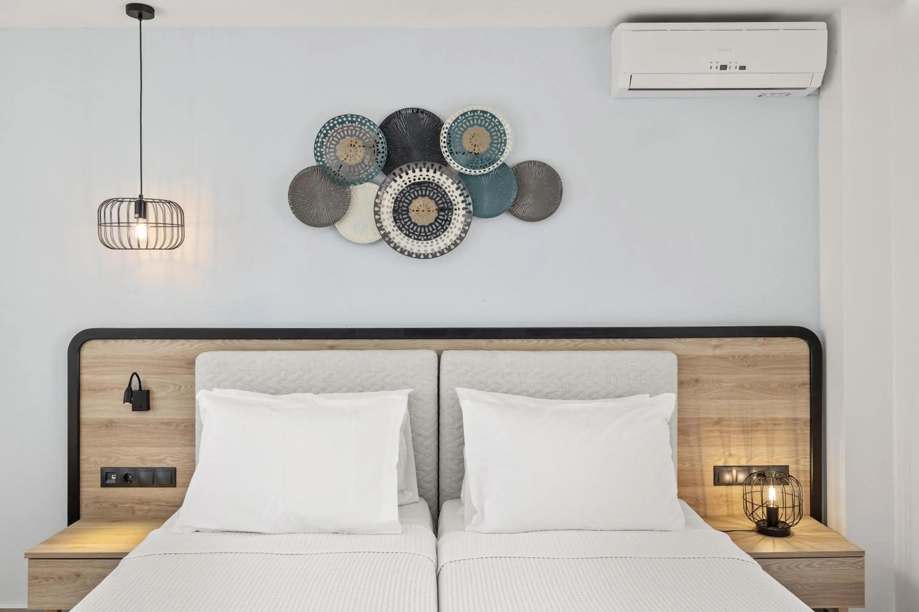 Photo of the whole room, Bed in White Olive Marine Aquapark