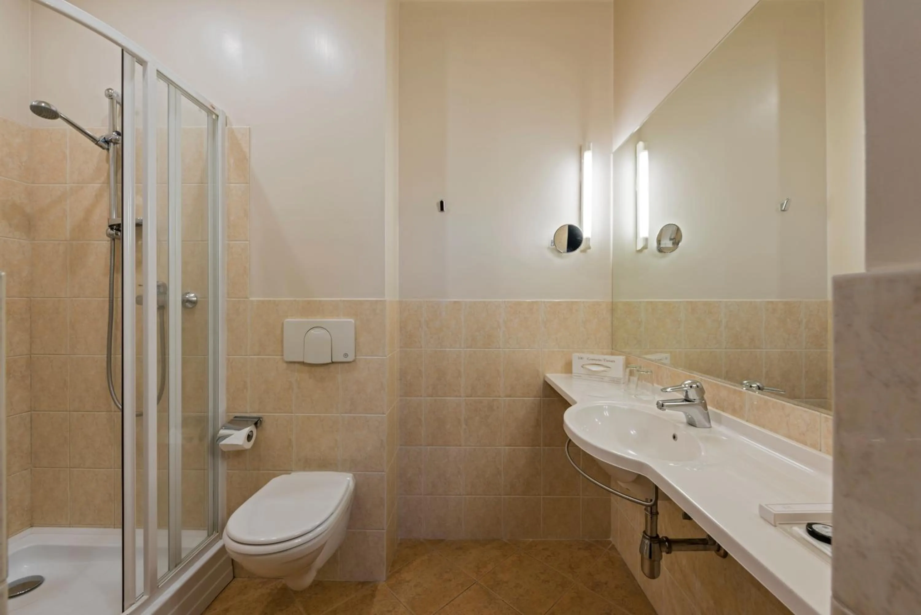 Bathroom in Congress Hotel