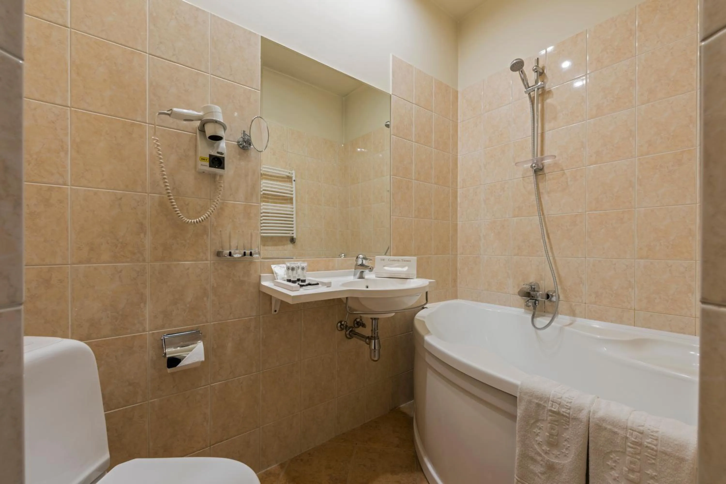 Bathroom in Congress Hotel