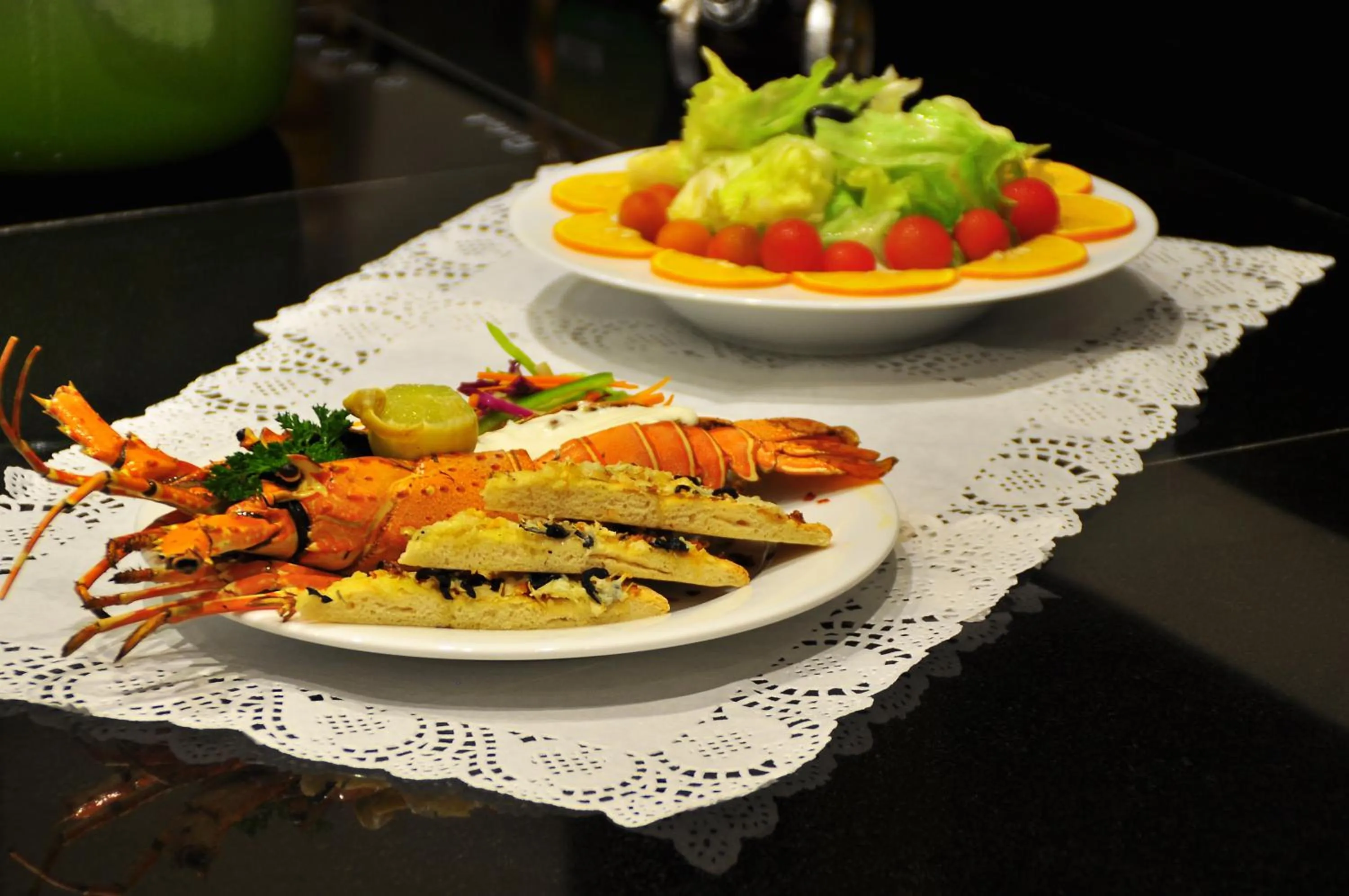 Food and drinks in Kyriad Prestige Calangute Goa by OTHPL