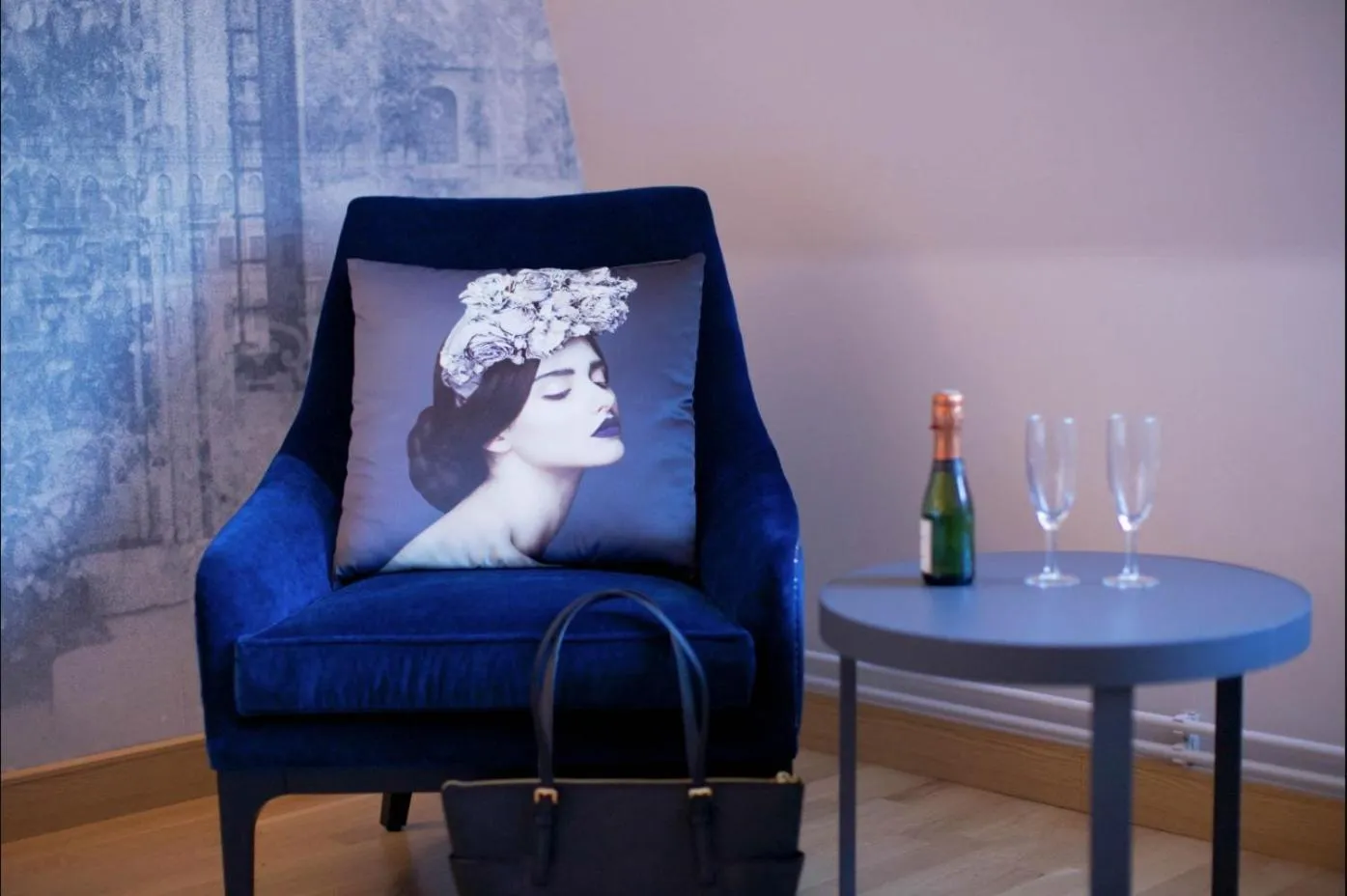 Seating area in Scandic Winn