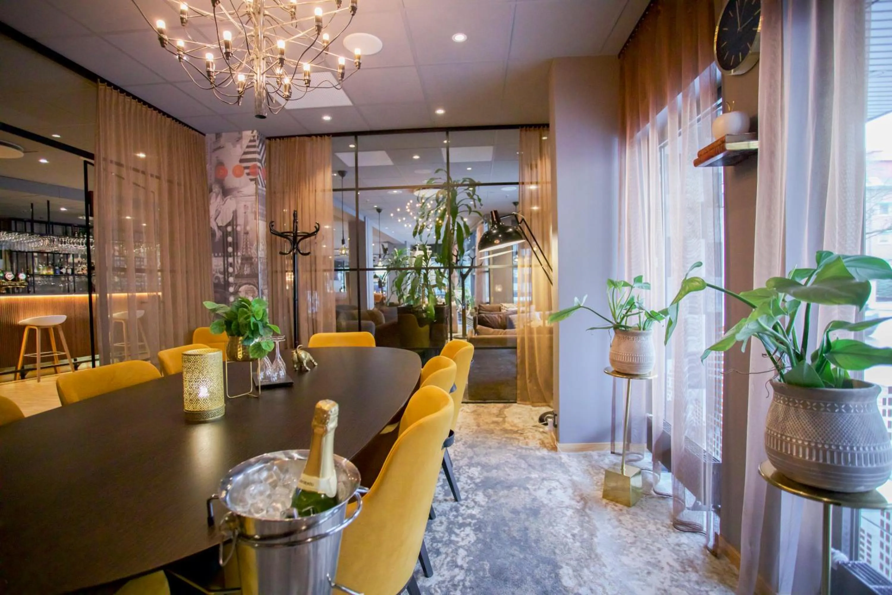 Seating area in Scandic Karlstad City