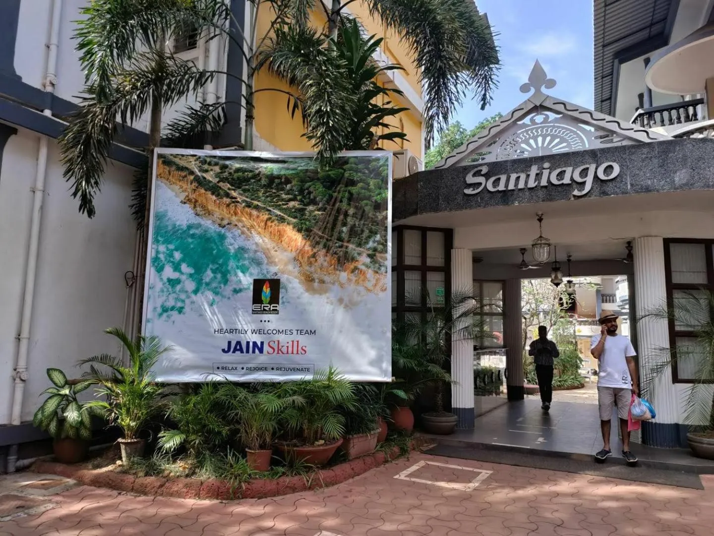 Facade/entrance in Santiago Beach Resort