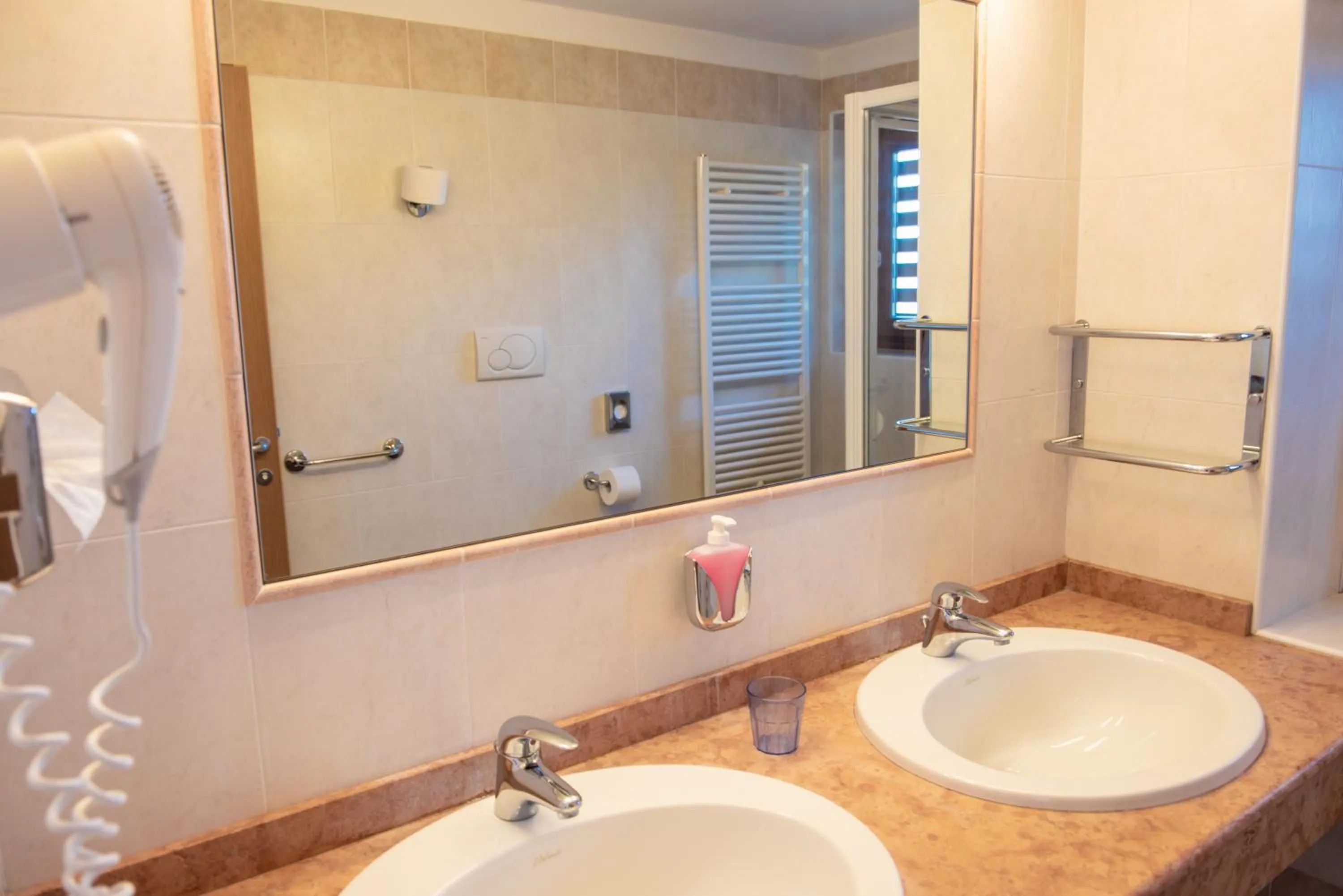 Bathroom in Chalet Caminetto