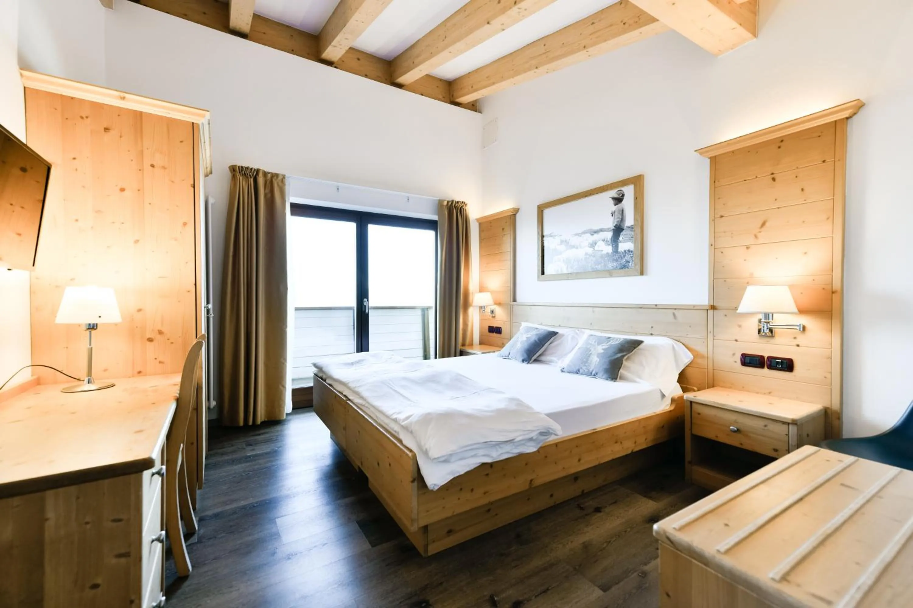 Bed in Chalet Caminetto