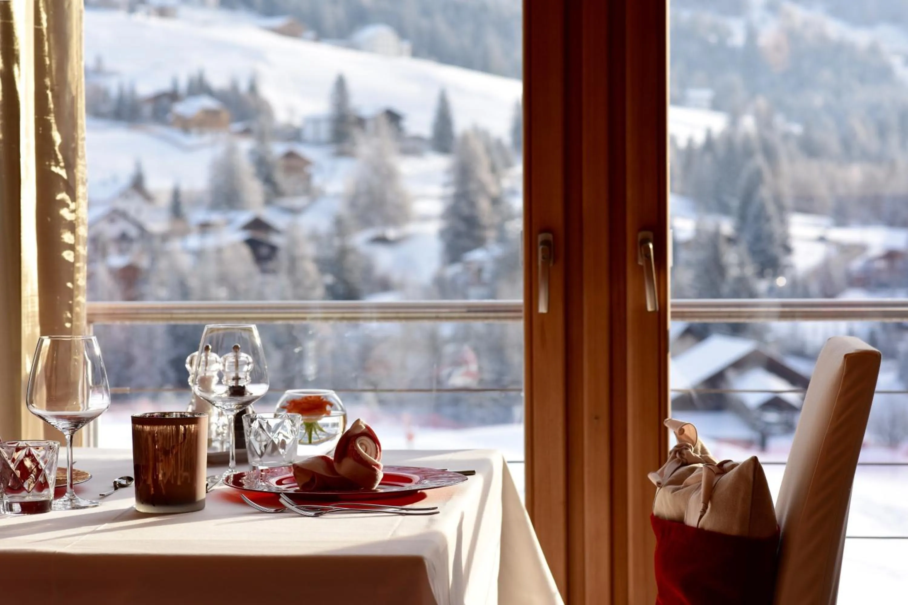 Restaurant/places to eat in Hotel La Majun