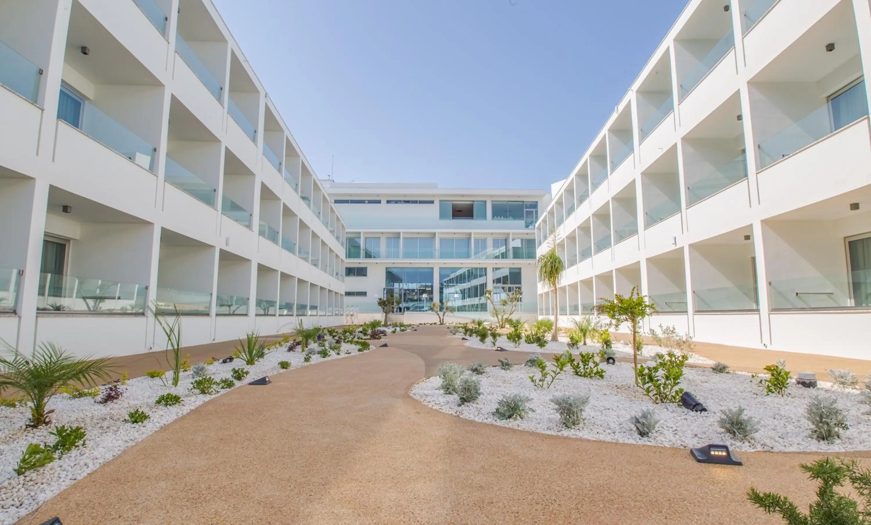 Property building in Nicholas Color Hotel