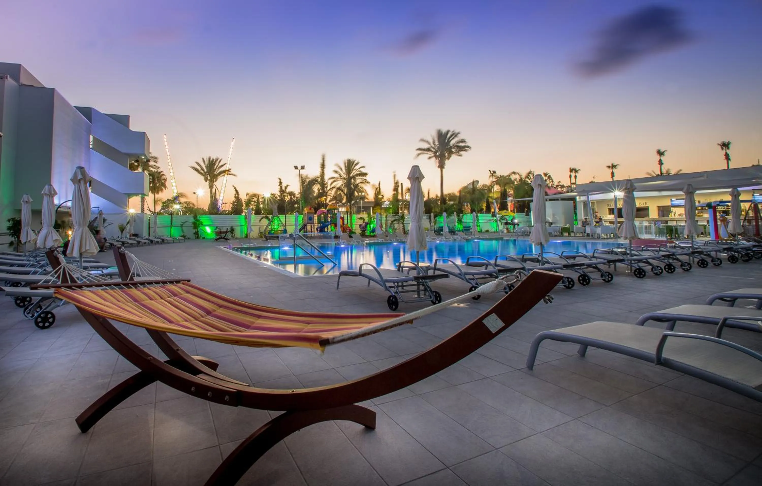 Swimming pool in Nicholas Color Hotel