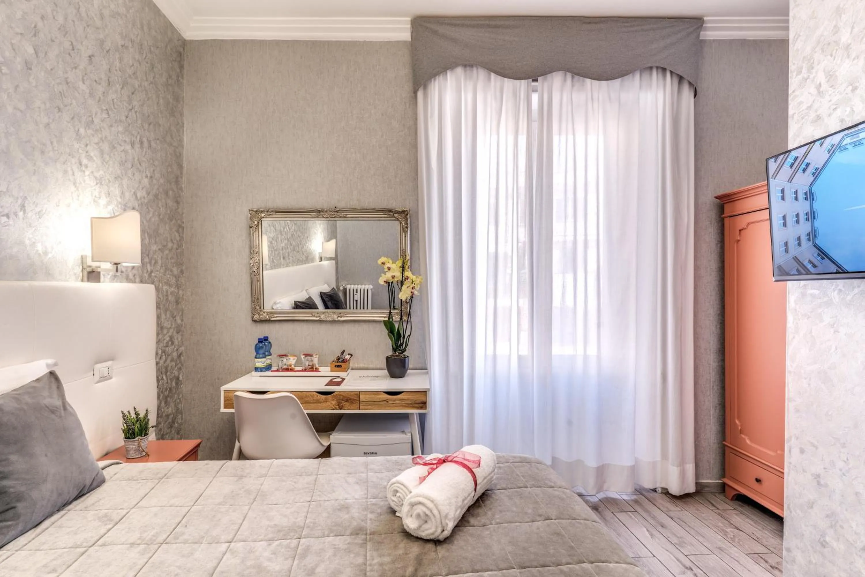 Bedroom, Bed in Marta Inn