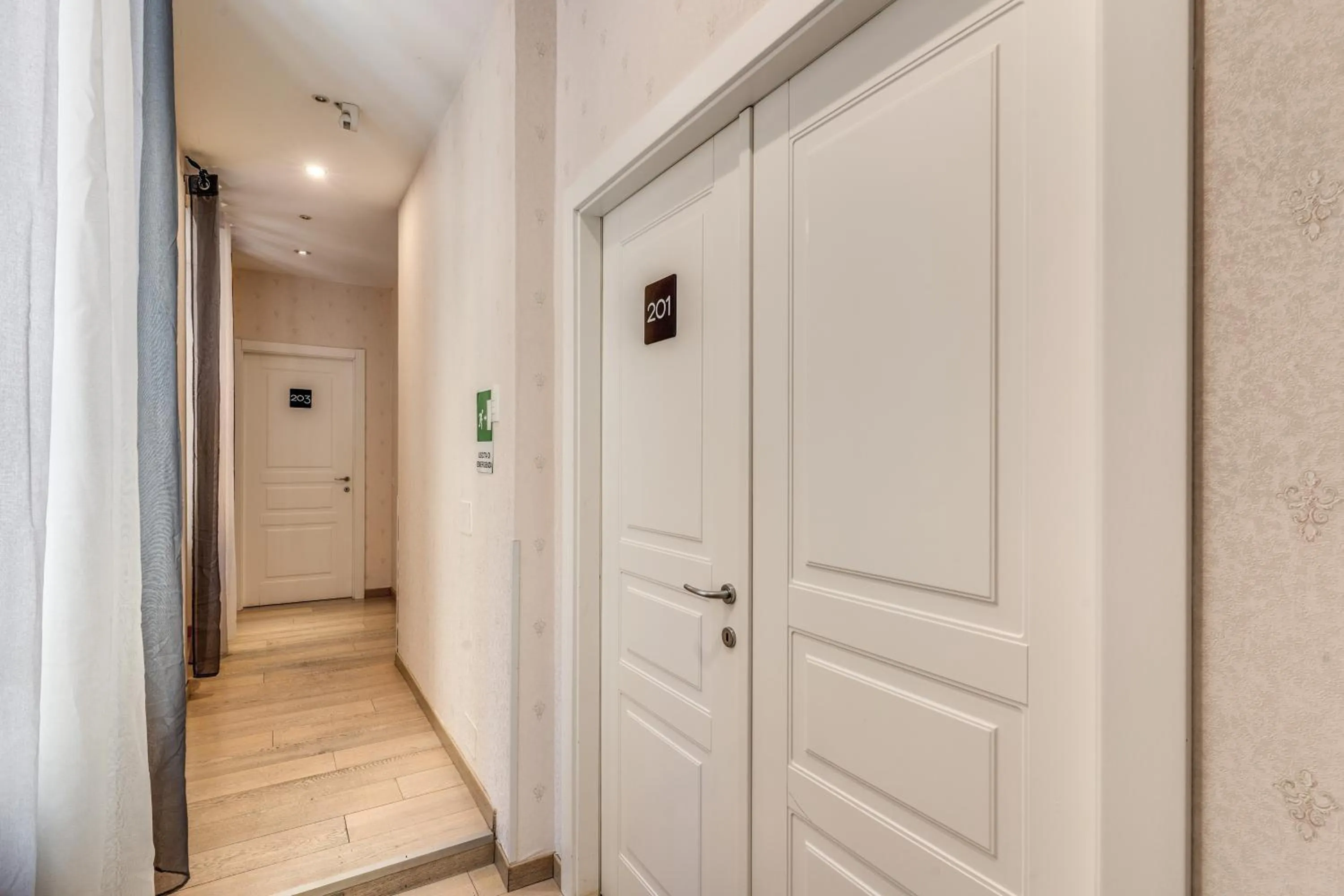 Bedroom in Marta Inn