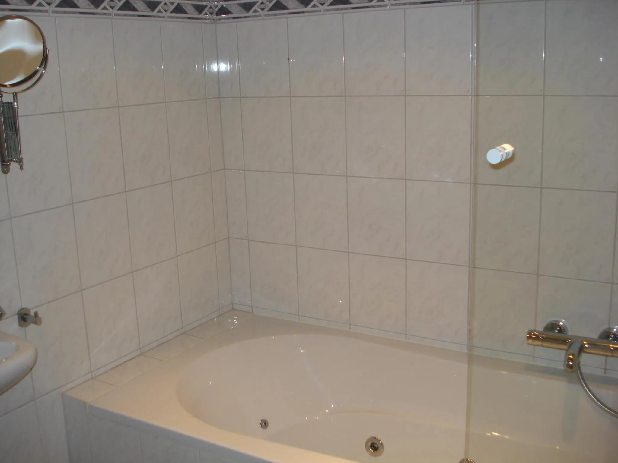 Bathroom in B & B Leudal