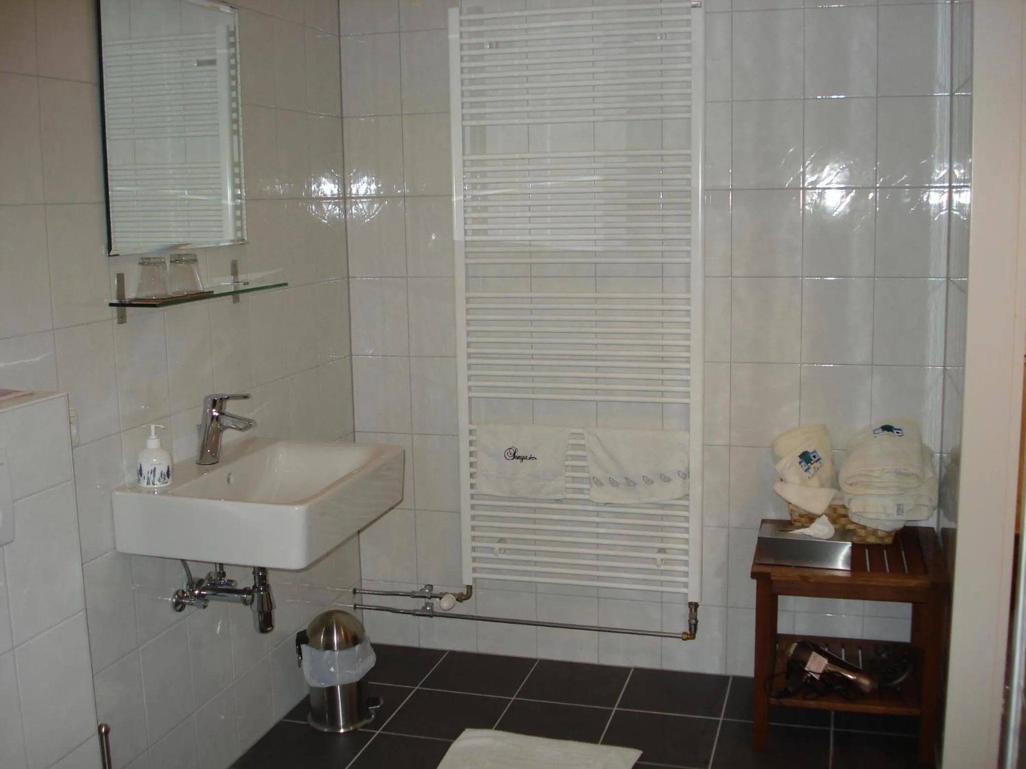 Bathroom in B & B Leudal