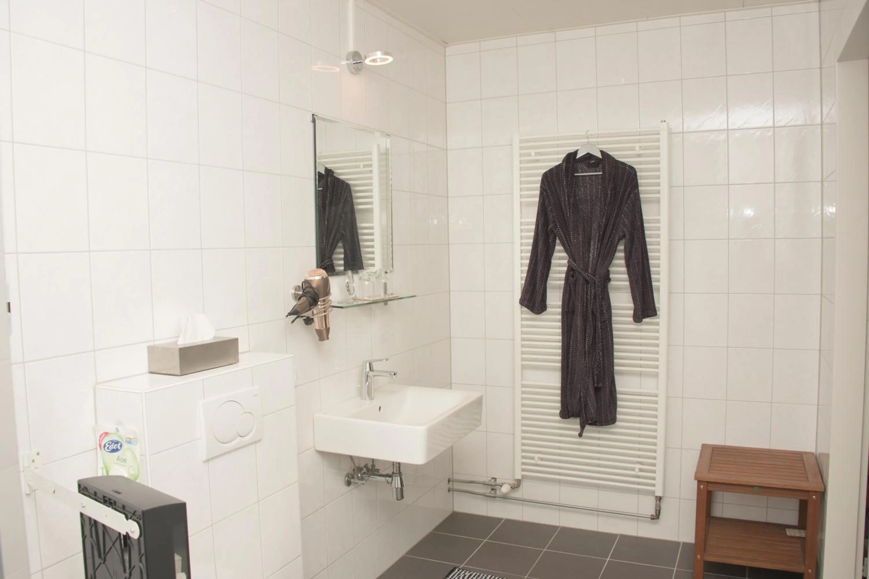 Bathroom in B & B Leudal