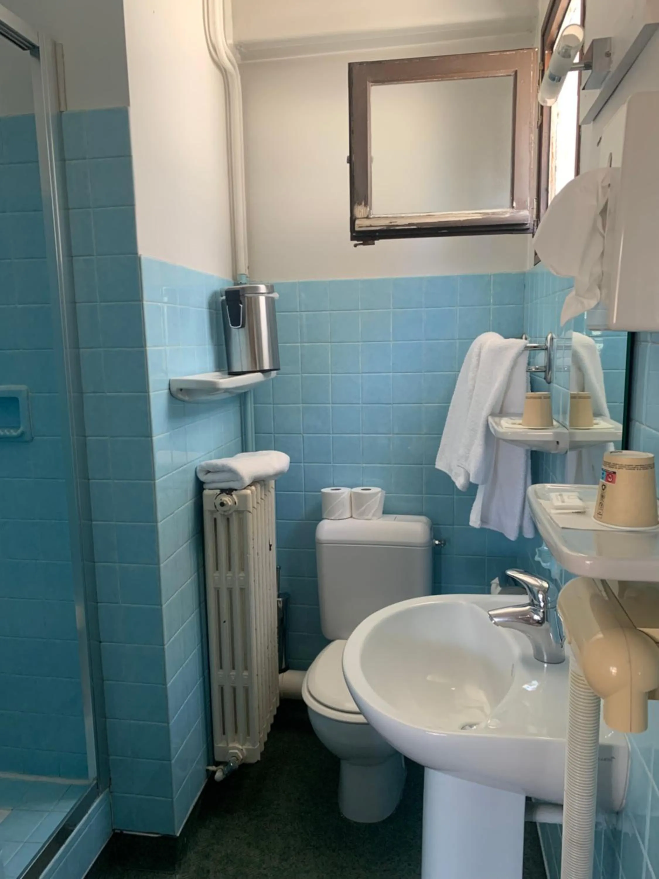 Bathroom in Hôtel Val d'Este