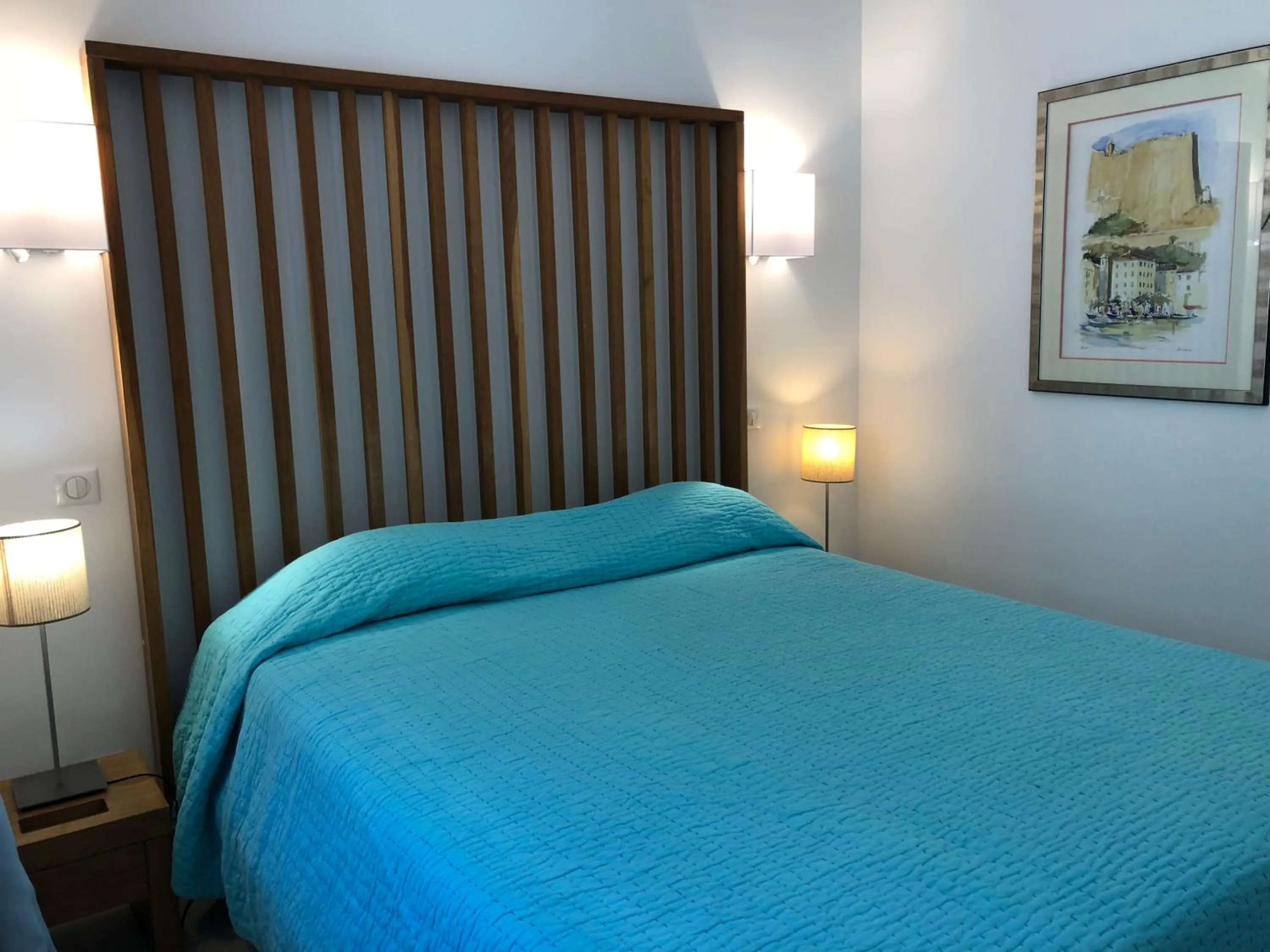 Bedroom, Bed in Les Appartements du Port