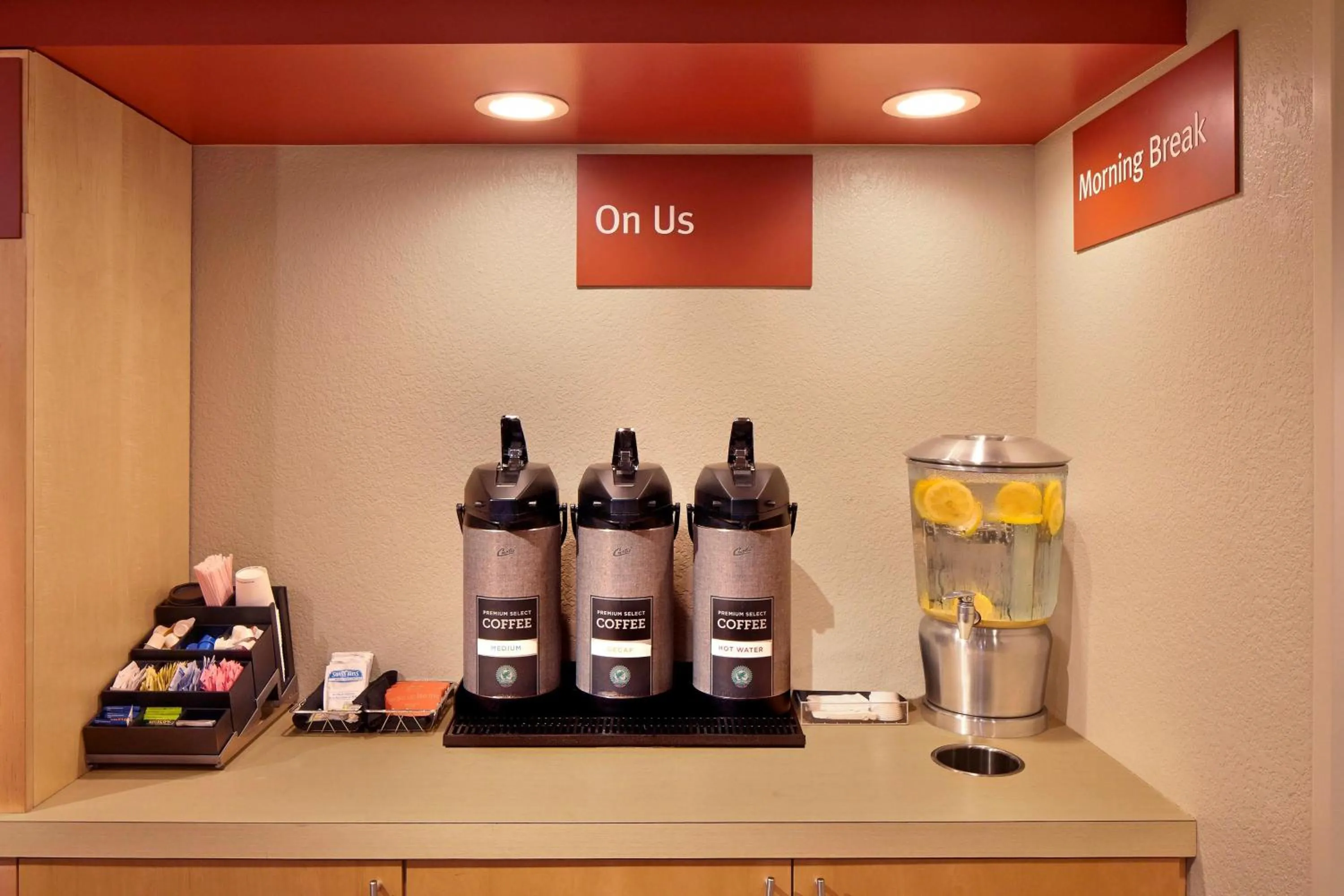 Restaurant/places to eat in TownePlace Suites by Marriott Albany Downtown/Medical Center