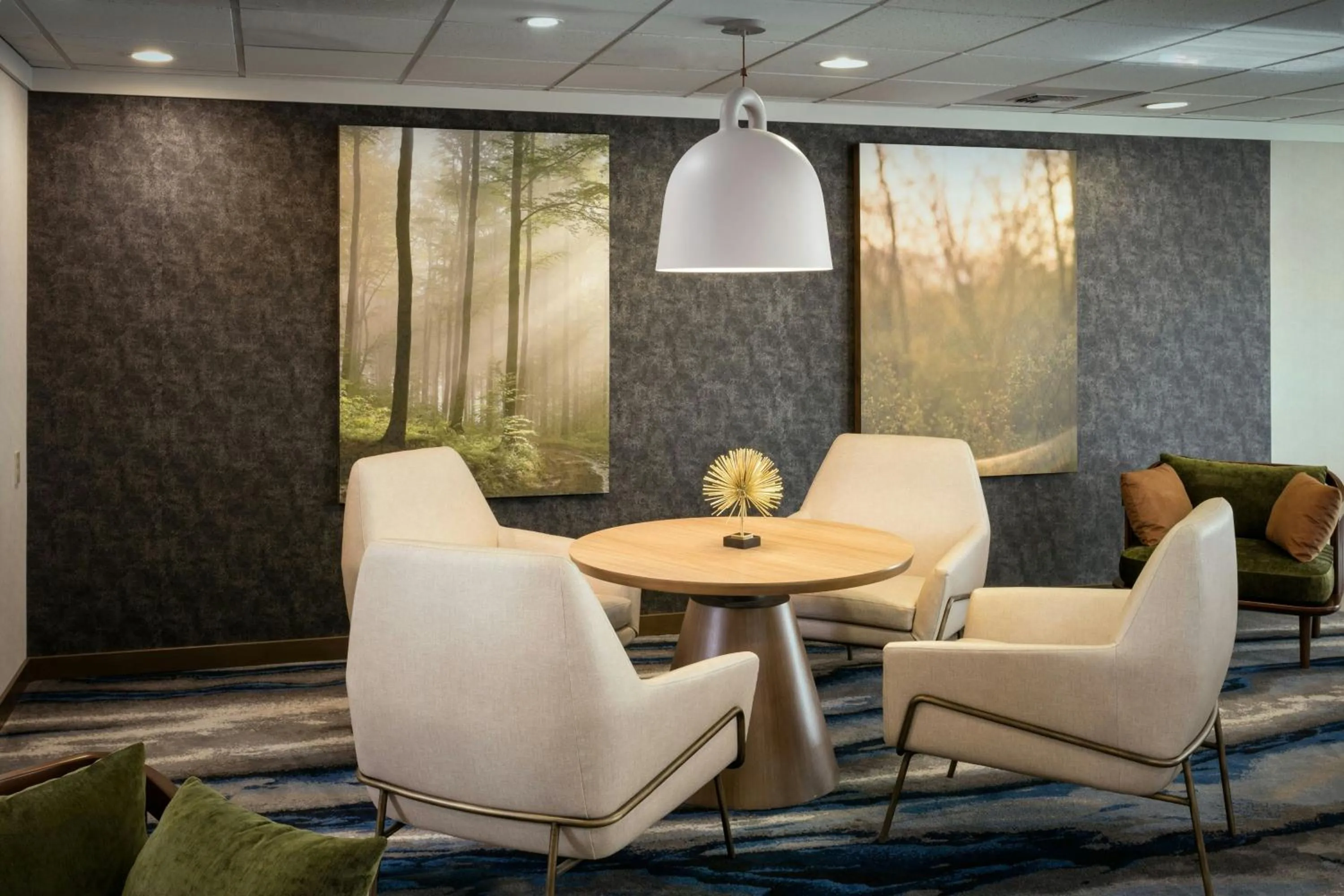 Lobby or reception in Fairfield Inn & Suites by Marriott Anchorage Midtown