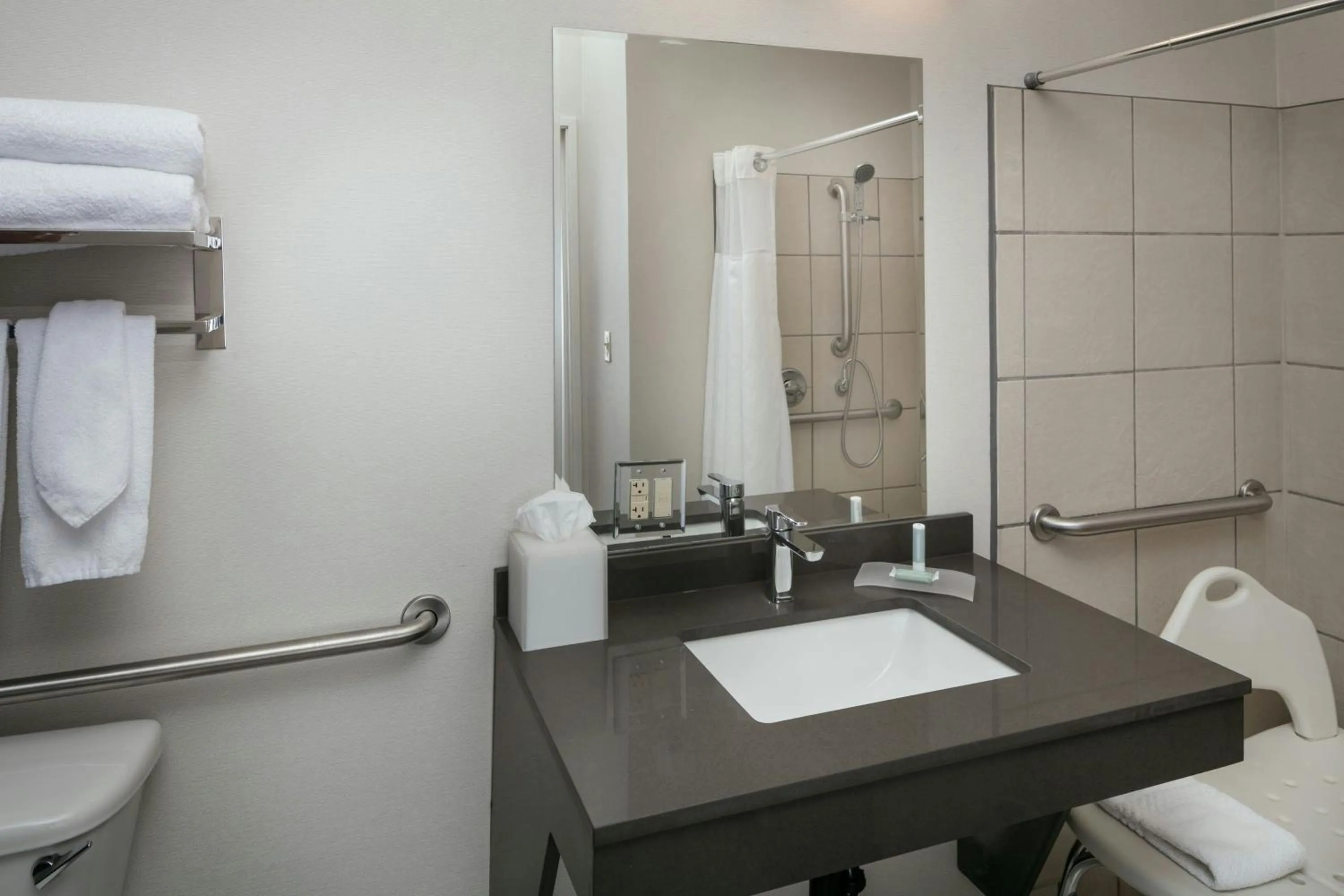 Bathroom in Fairfield Inn & Suites by Marriott Anchorage Midtown