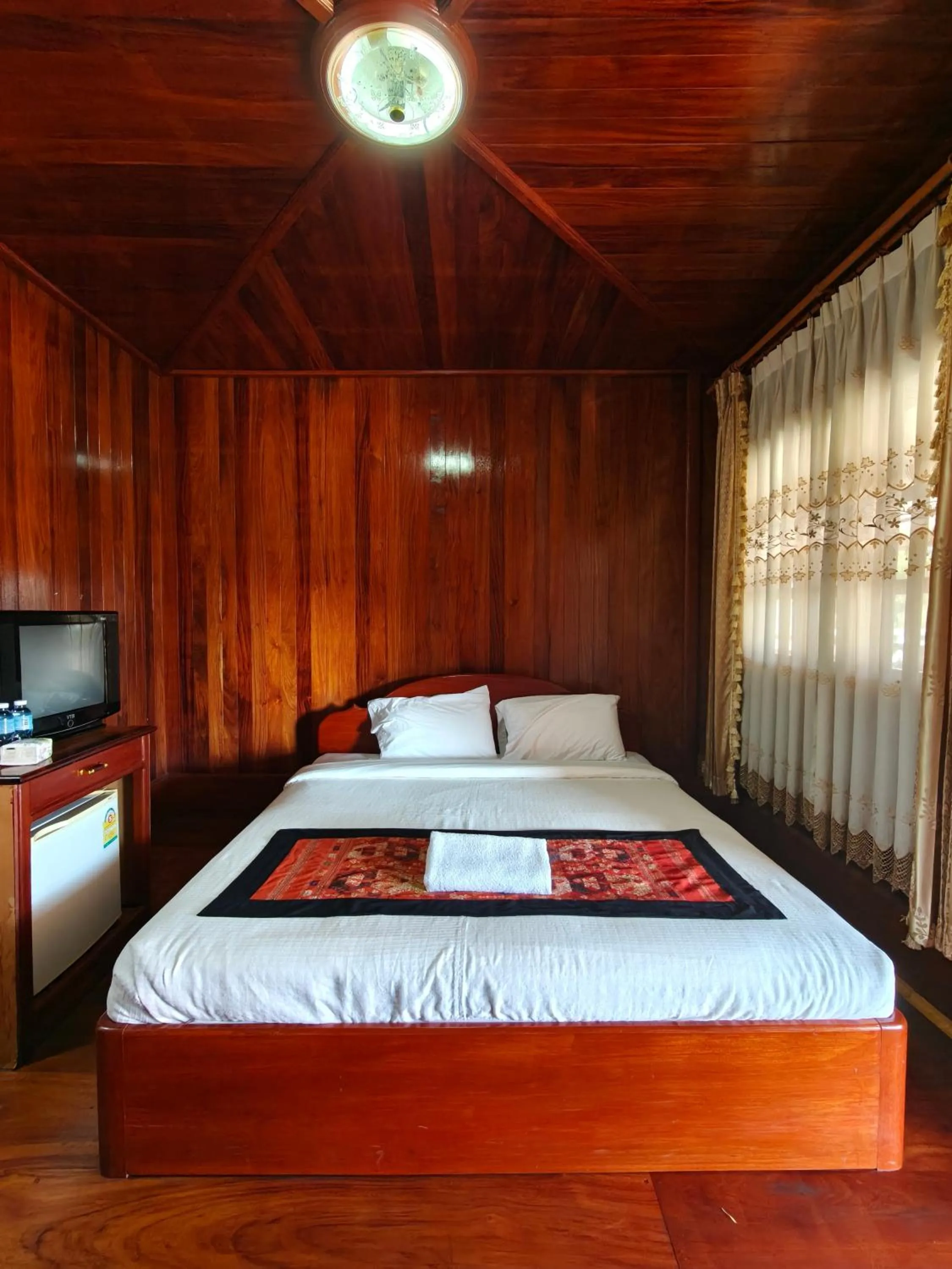 TV and multimedia, Bed in Nakai Resort