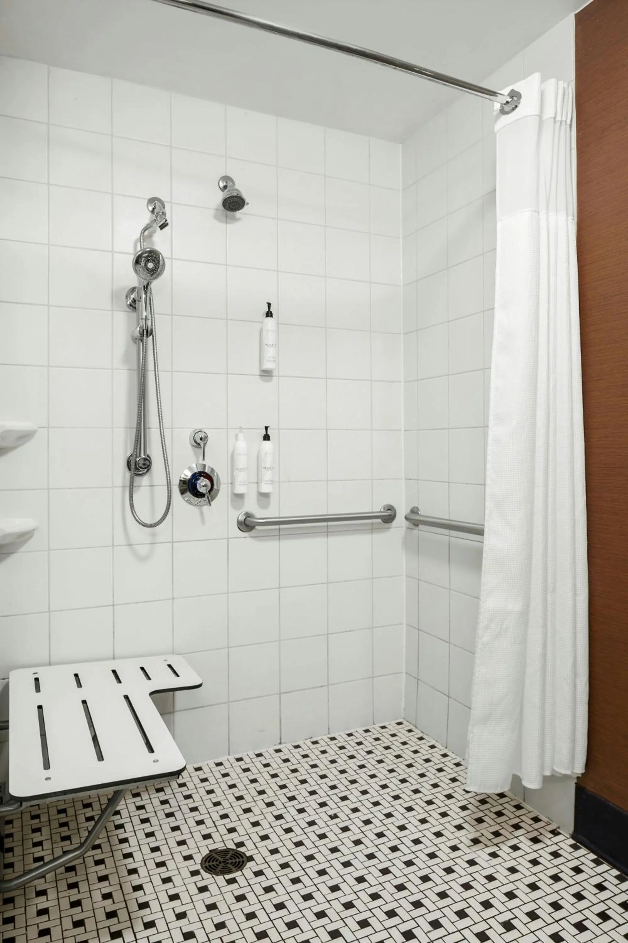 Bathroom in Fairfield Inn & Suites Bedford