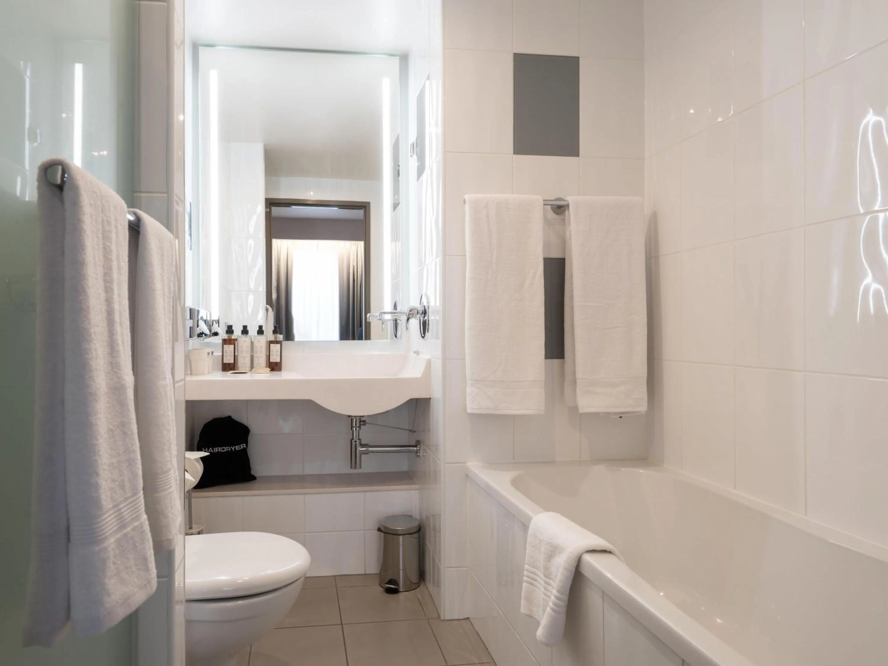 Bedroom in Novotel Vilnius Centre