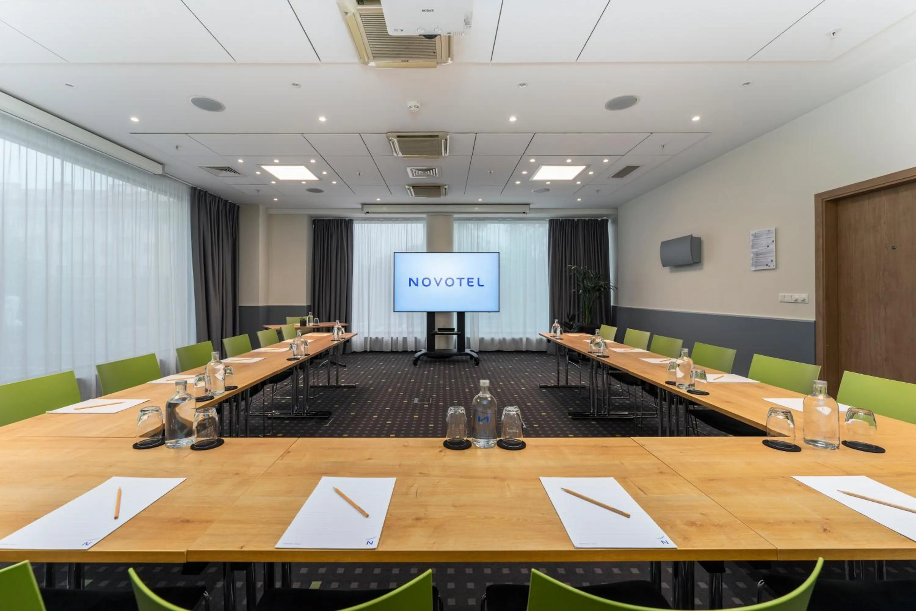 Meeting/conference room in Novotel Vilnius Centre