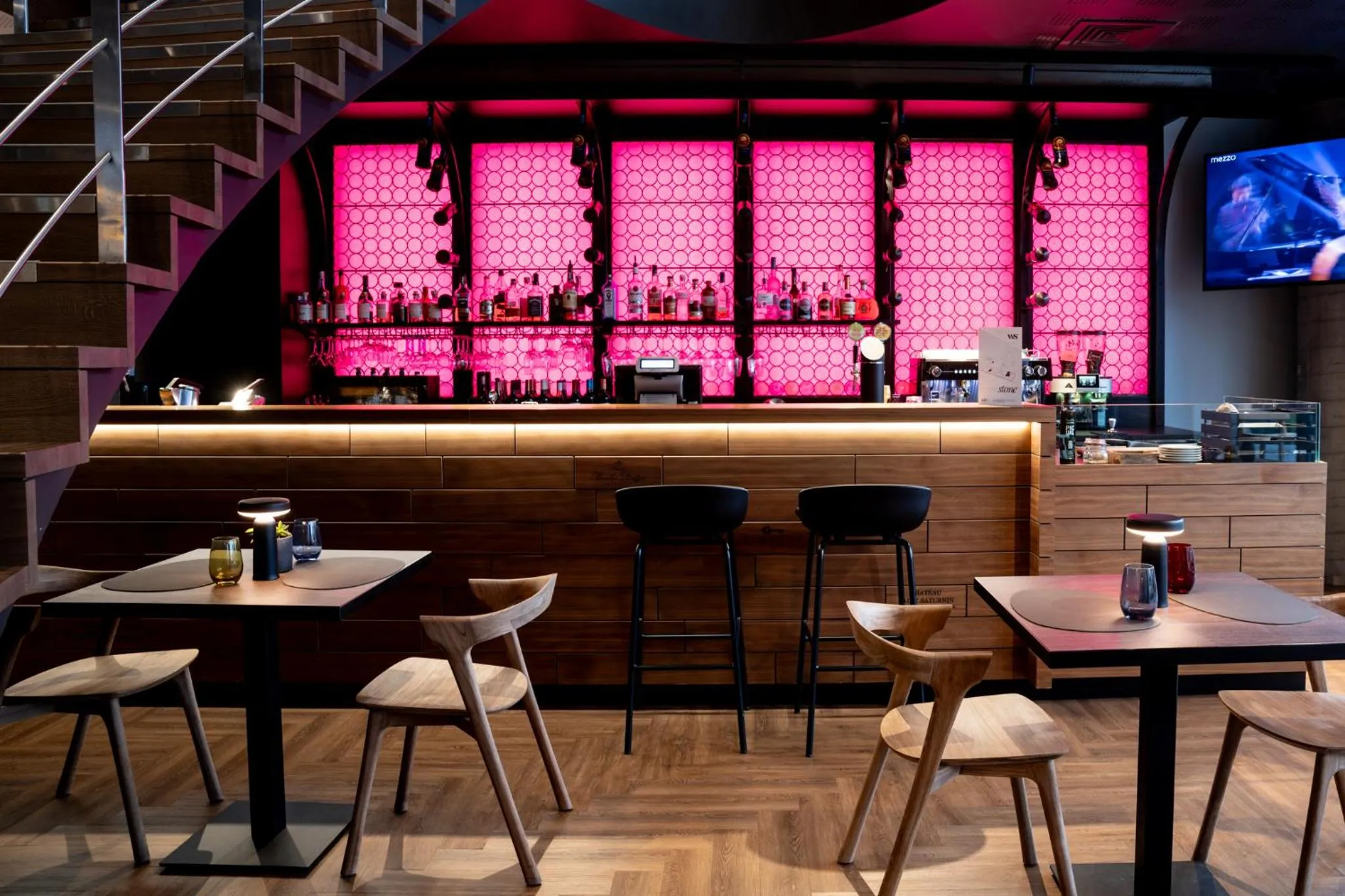 Restaurant/places to eat in Novotel Vilnius Centre