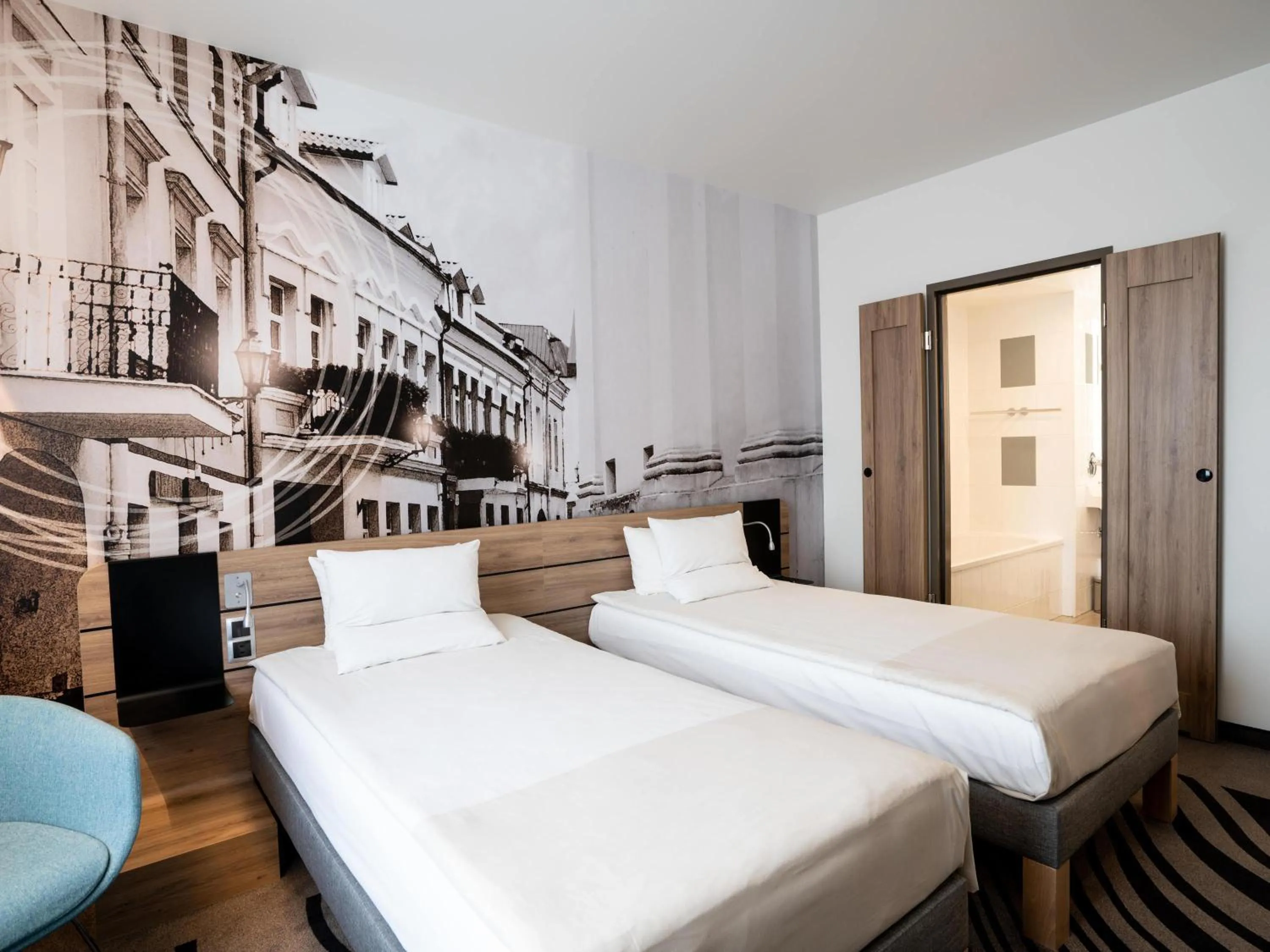 Bedroom, Bed in Novotel Vilnius Centre