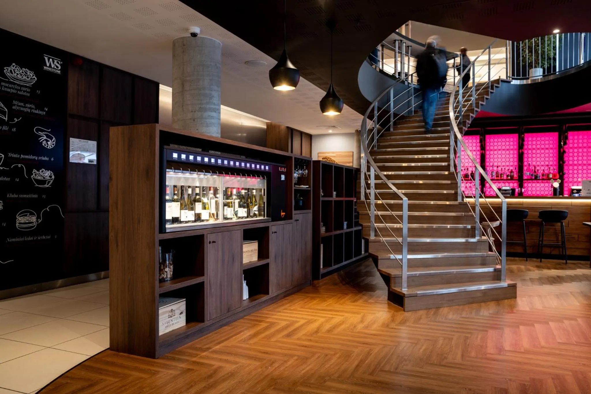 Restaurant/places to eat in Novotel Vilnius Centre