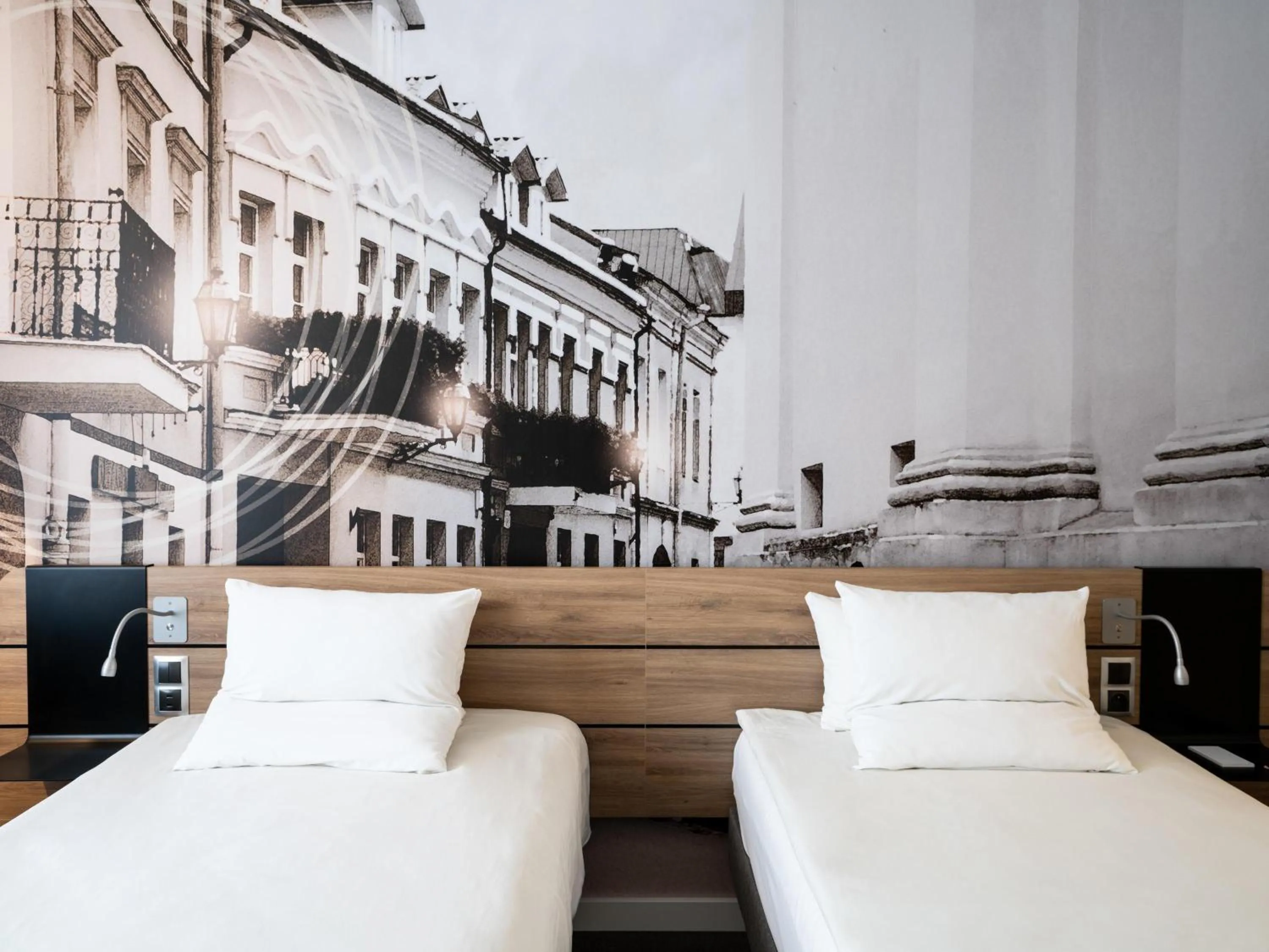 Bedroom, Bed in Novotel Vilnius Centre