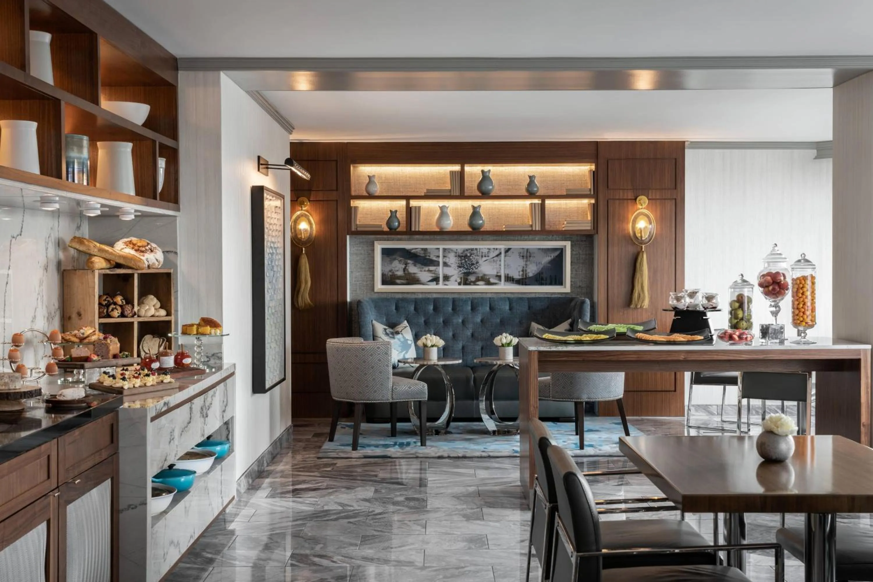 Lounge or bar in The Ritz-Carlton Atlanta