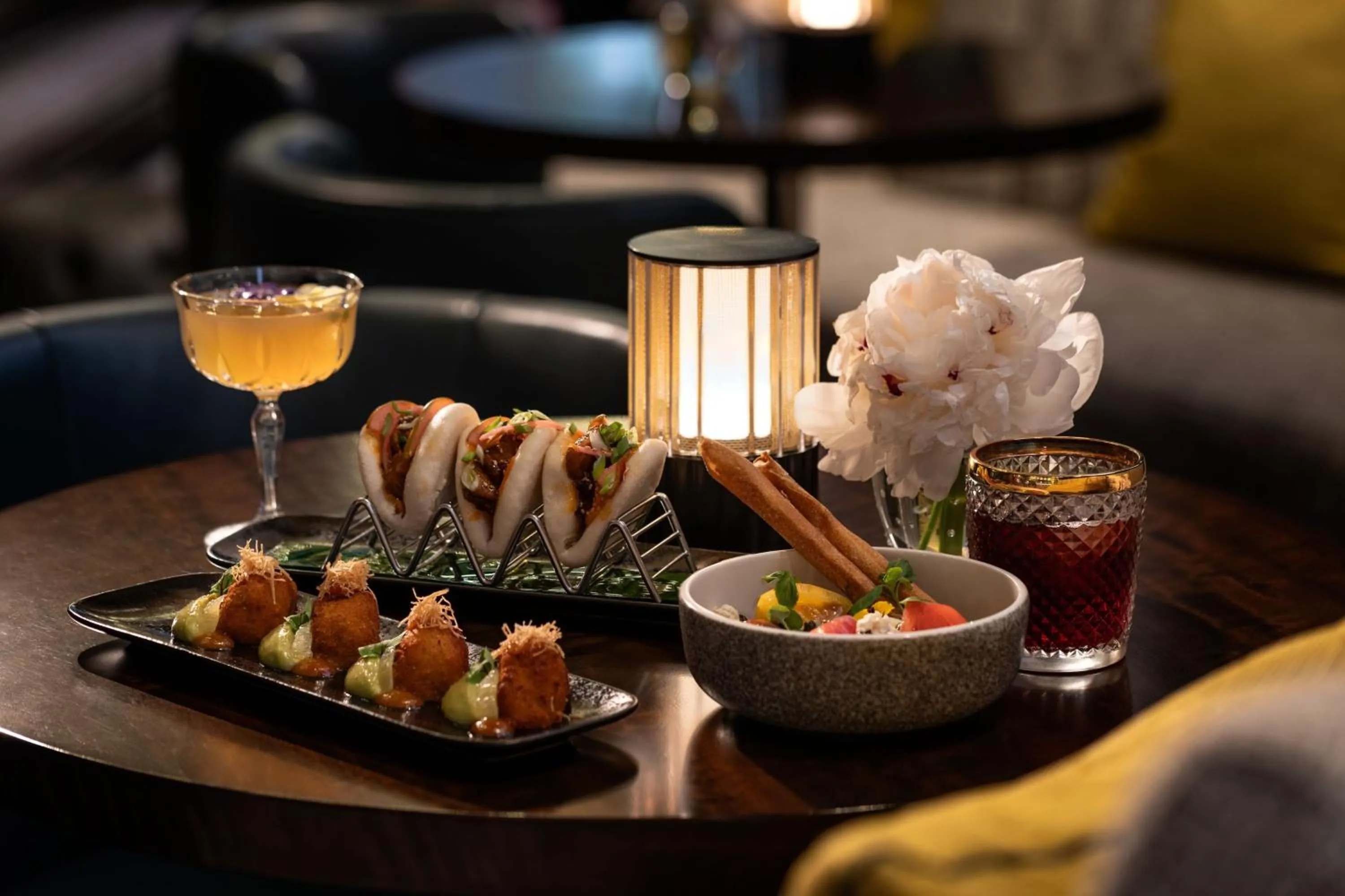 Lounge or bar in The Ritz-Carlton Atlanta