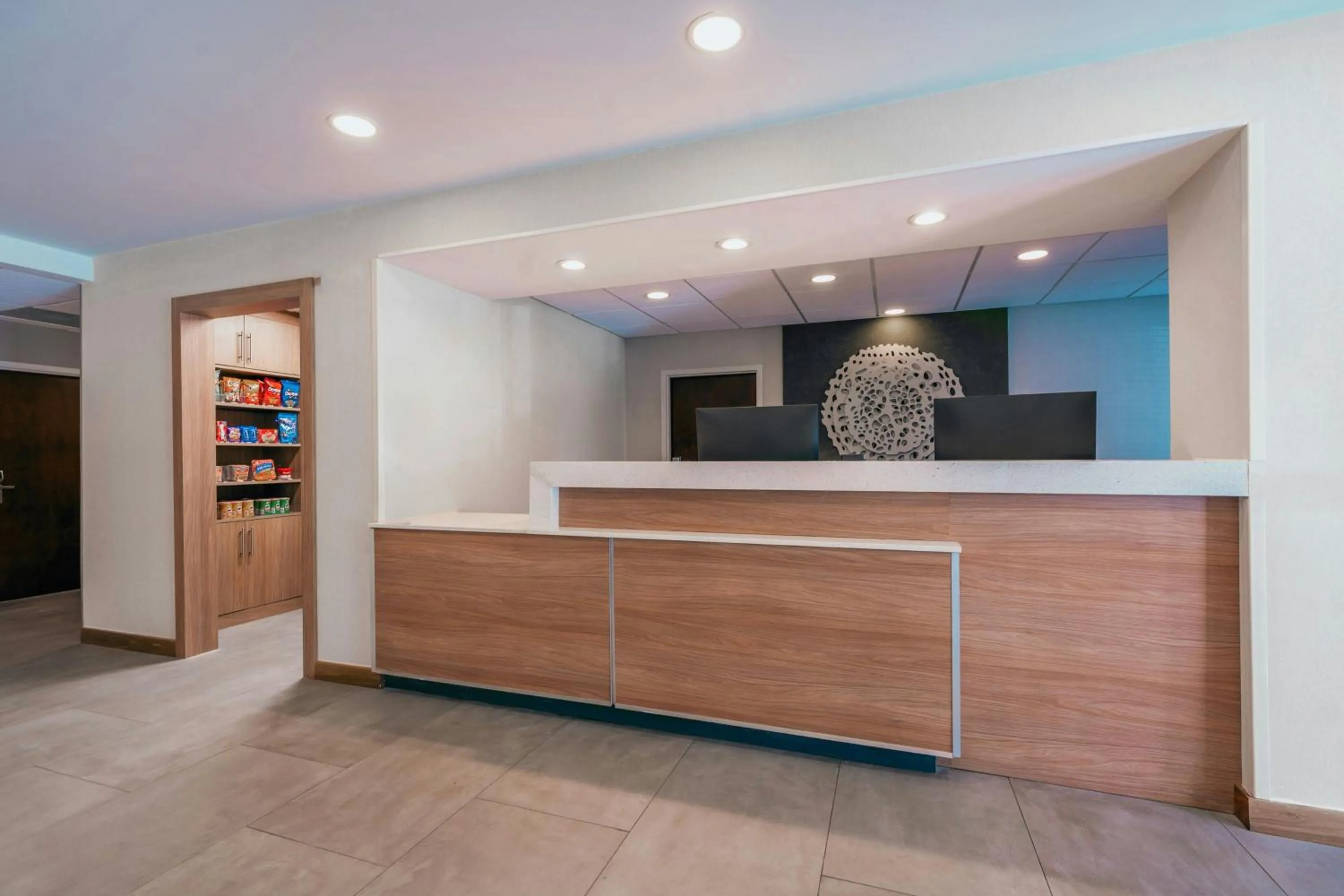 Lobby or reception in Fairfield Inn & Suites by Marriott Atlanta Kennesaw