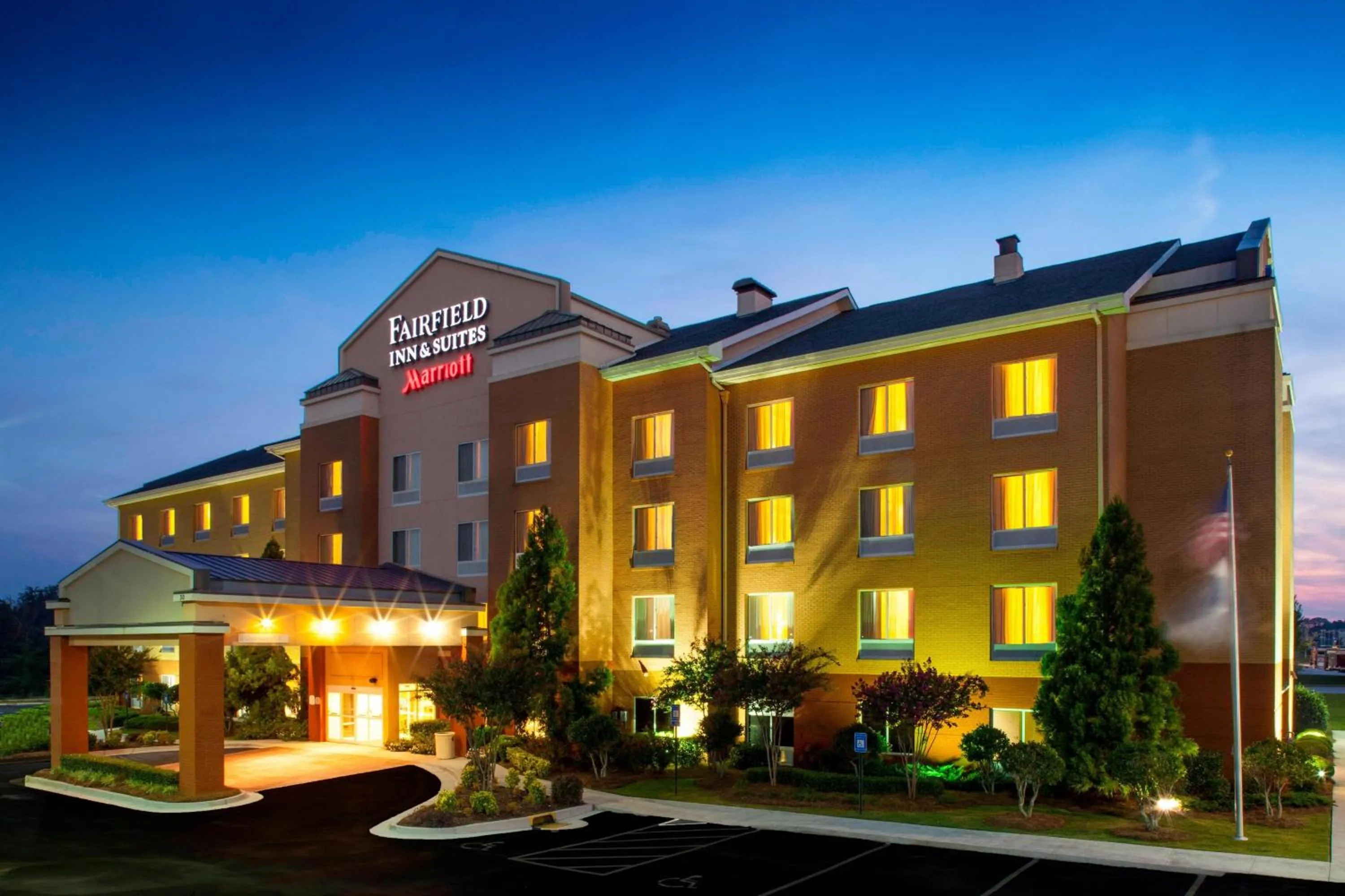 Property building in Fairfield Inn & Suites Atlanta McDonough
