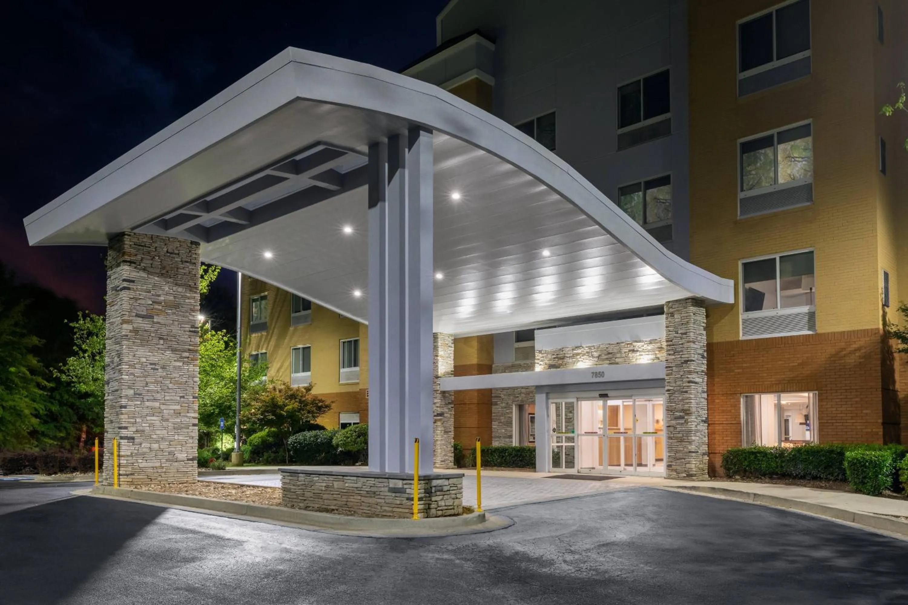 Property building in Fairfield Inn & Suites by Marriott Atlanta Stonecrest