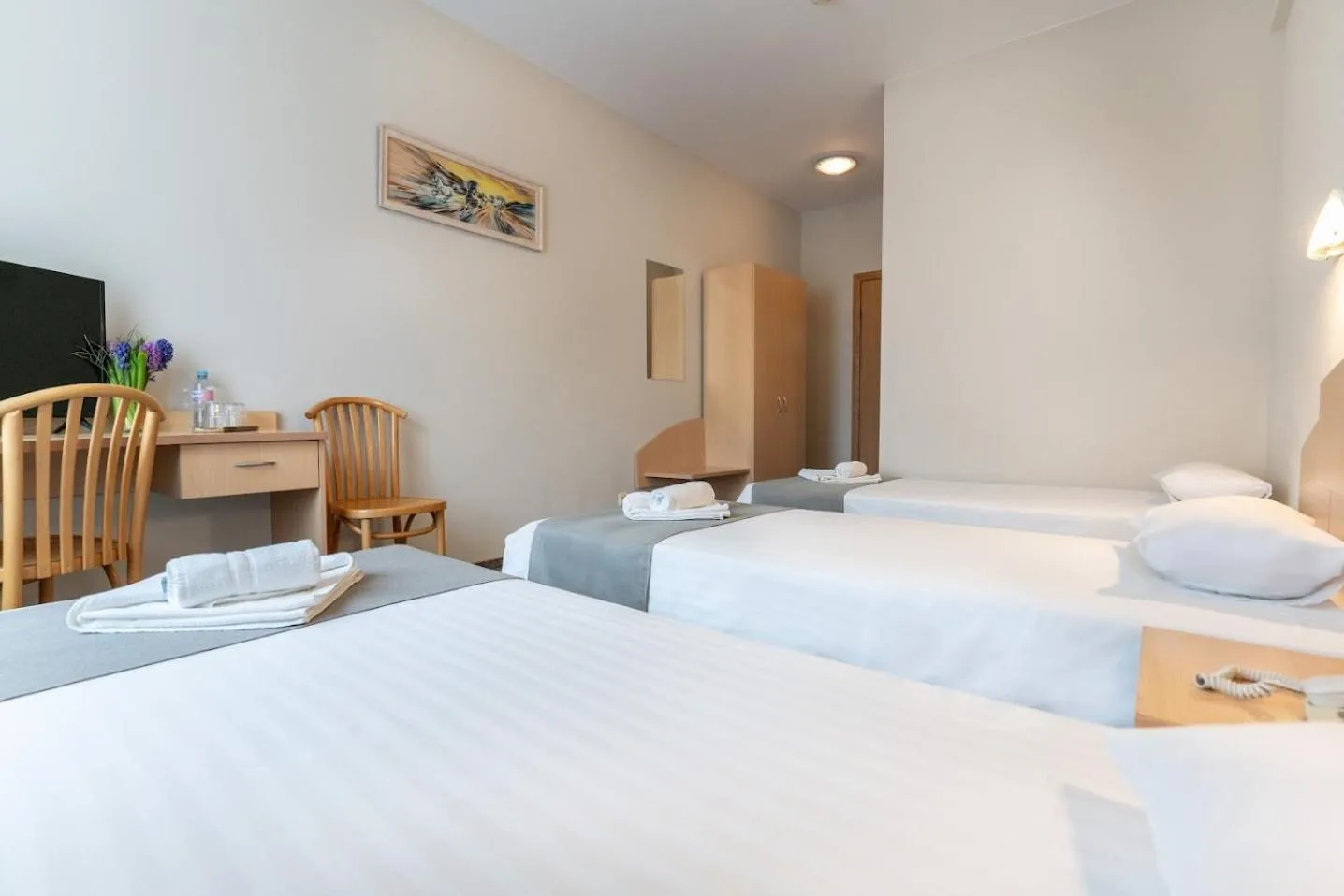 TV and multimedia, Bed in ARIBĖ Hotel Klaipėda, Free parking