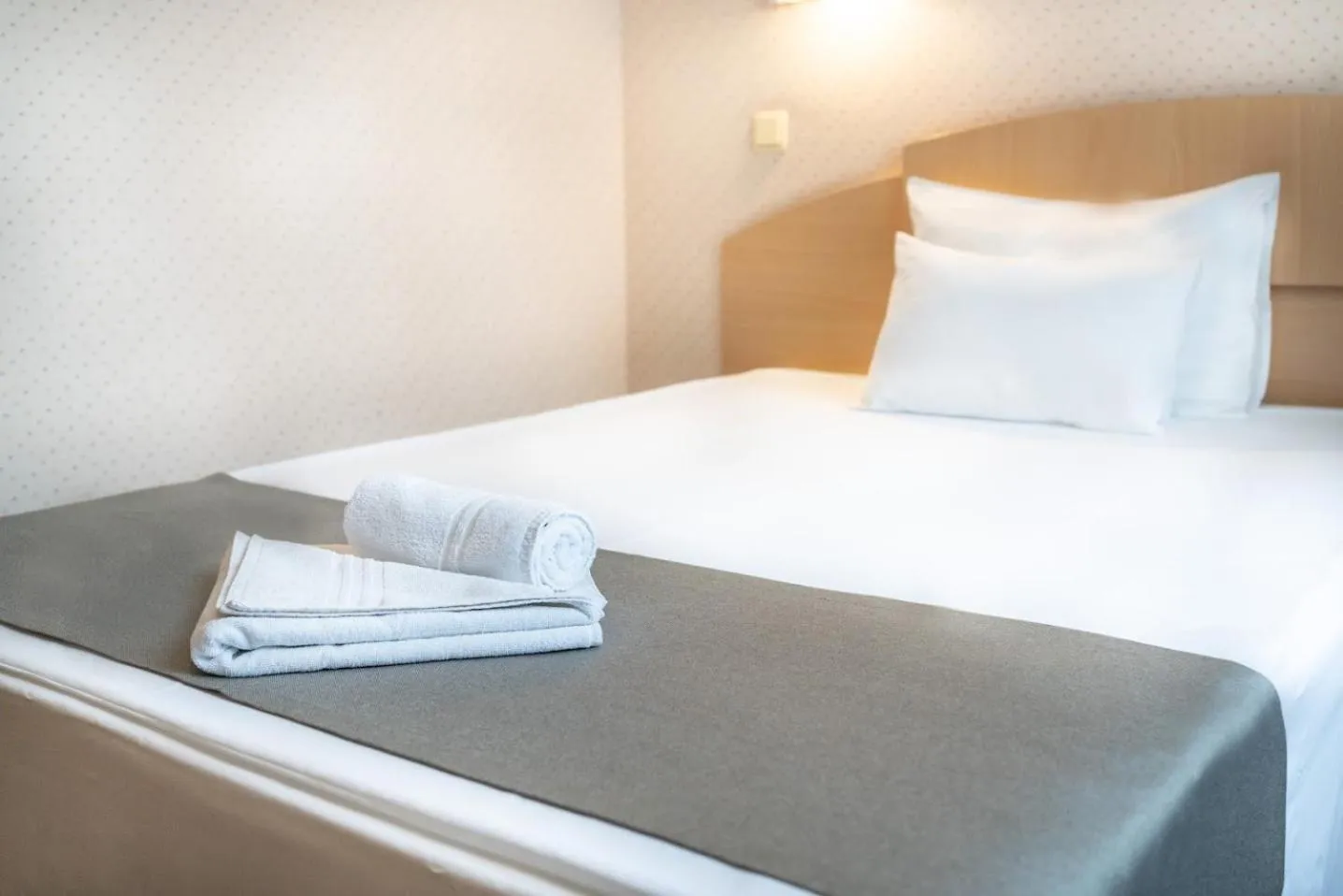 Bedroom, Bed in ARIBĖ Hotel Klaipėda, Free parking