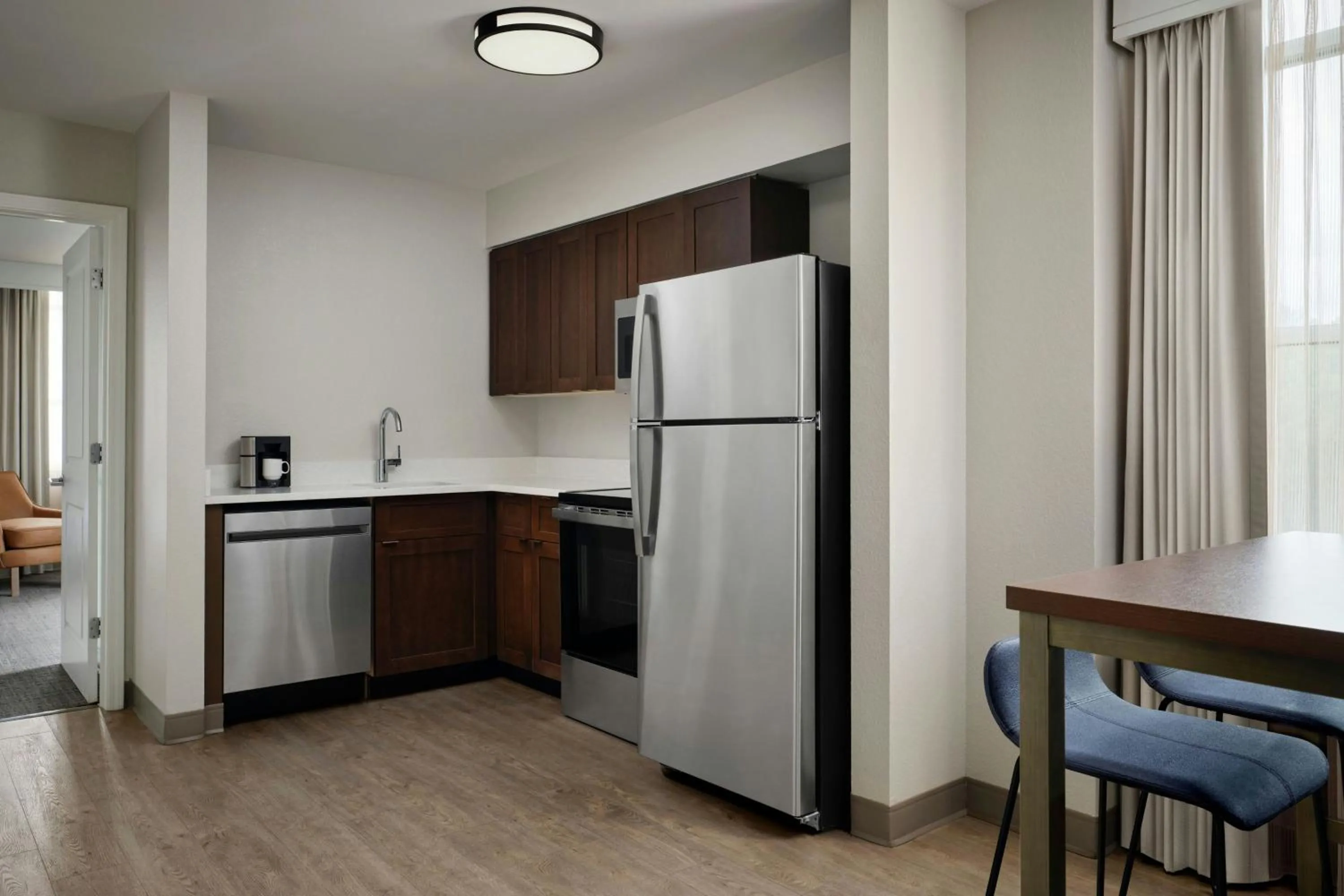 Kitchen or kitchenette in Residence Inn Atlanta Midtown 17th Street