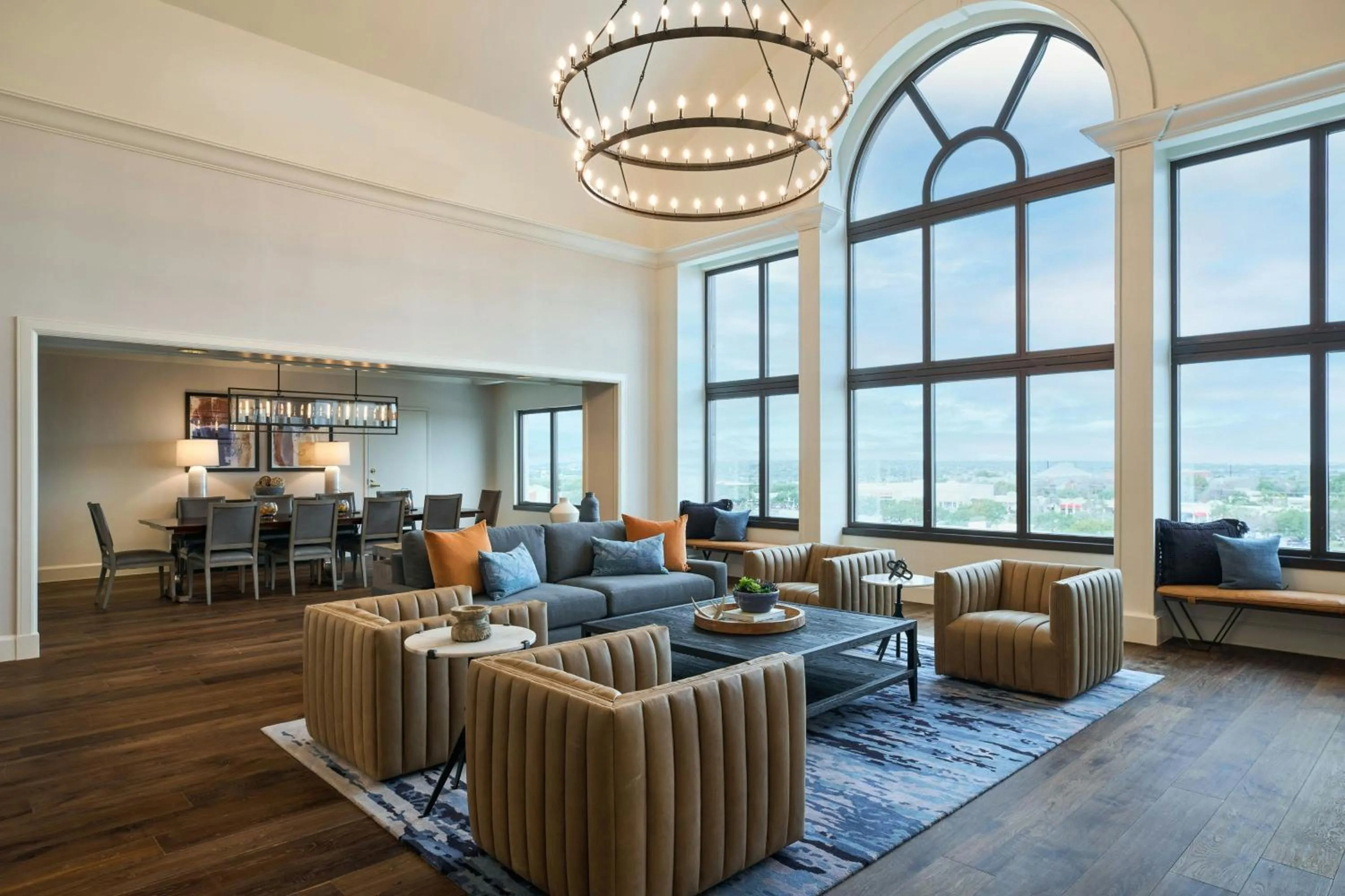 Bedroom in Renaissance Austin Hotel