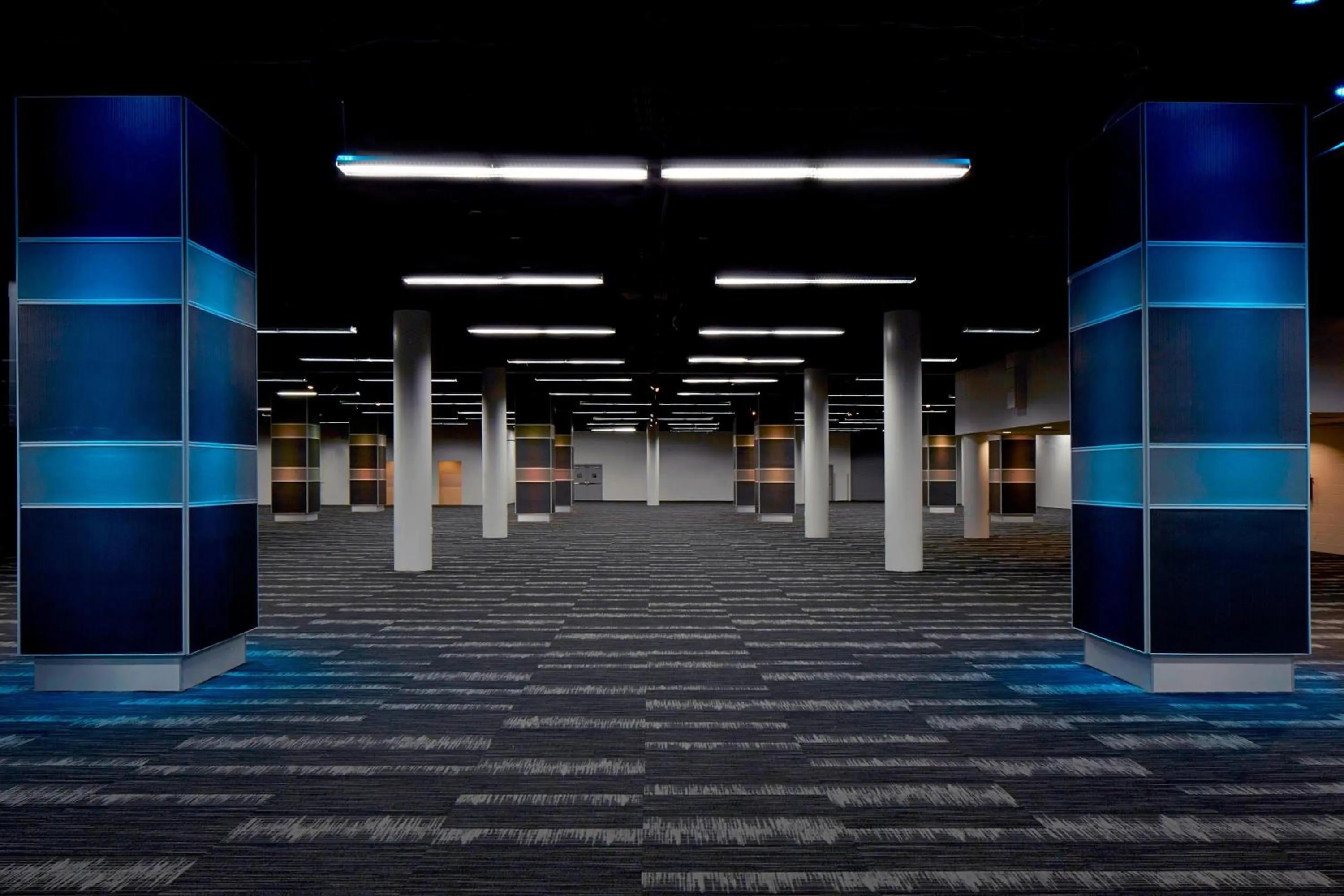 Meeting/conference room in Renaissance Austin Hotel
