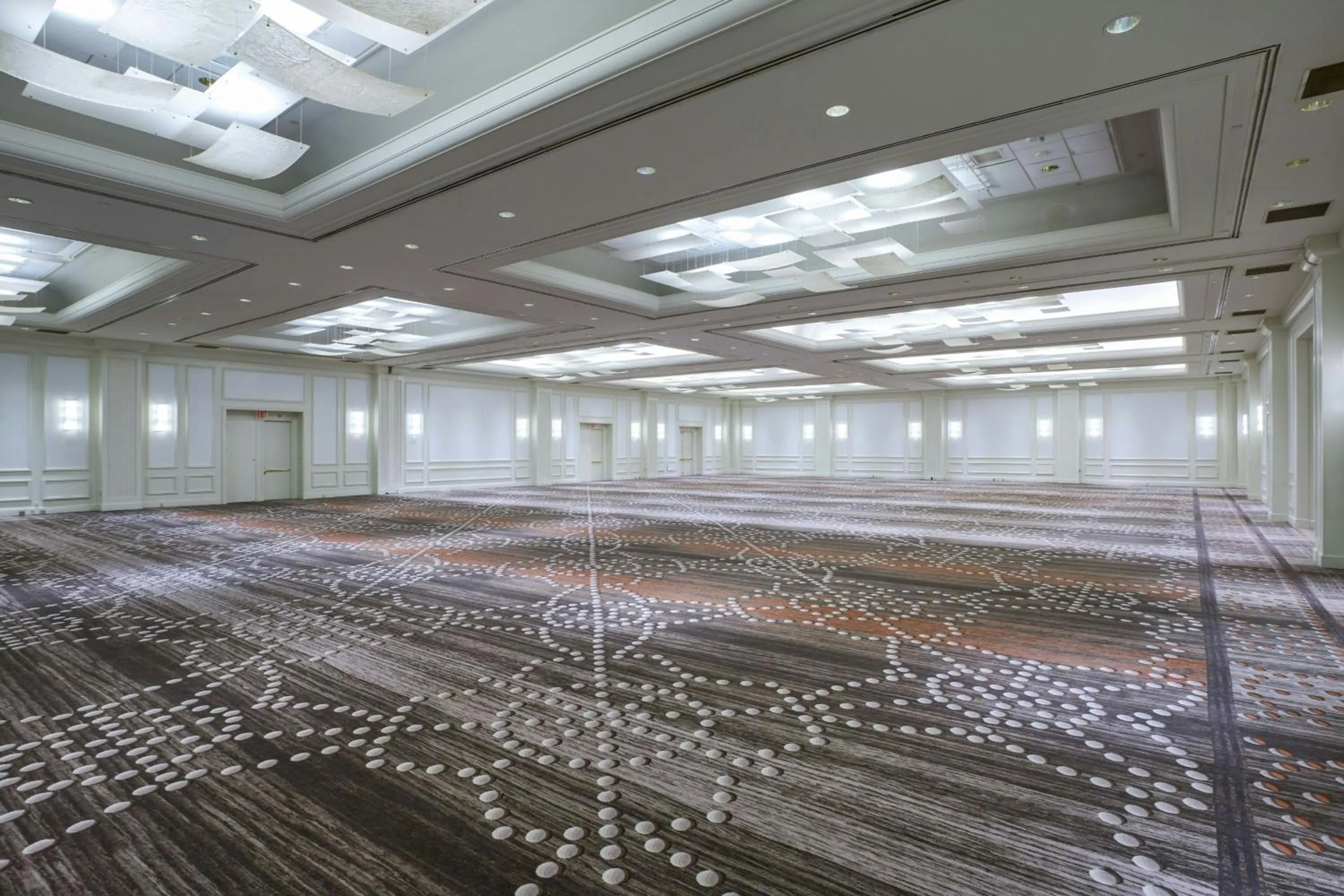 Meeting/conference room in Renaissance Austin Hotel