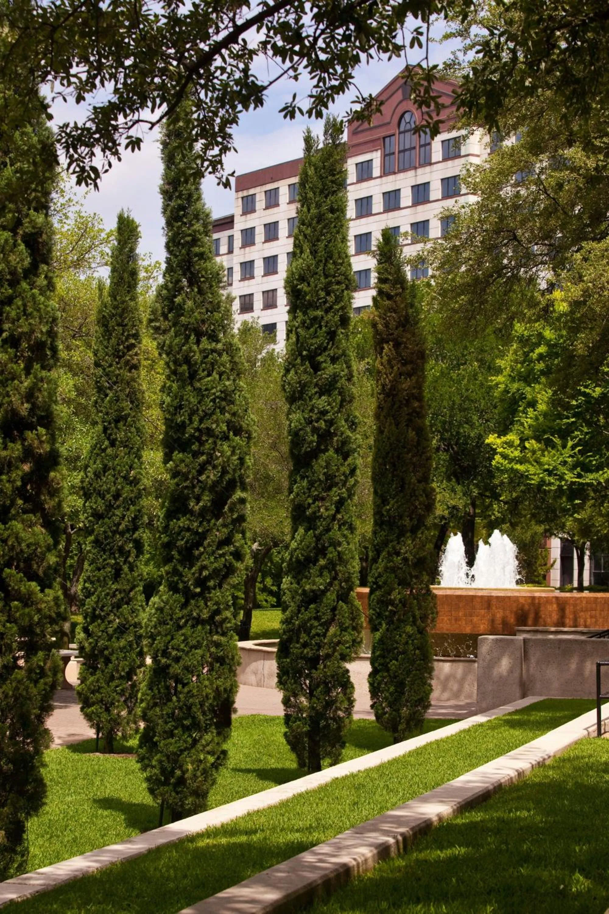 Property building in Renaissance Austin Hotel