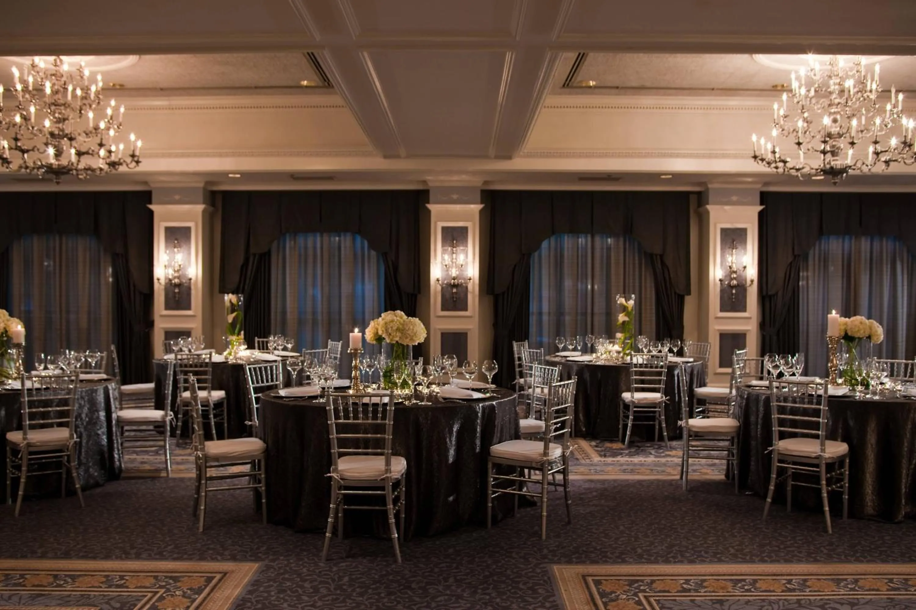 Banquet/Function facilities in Renaissance Austin Hotel