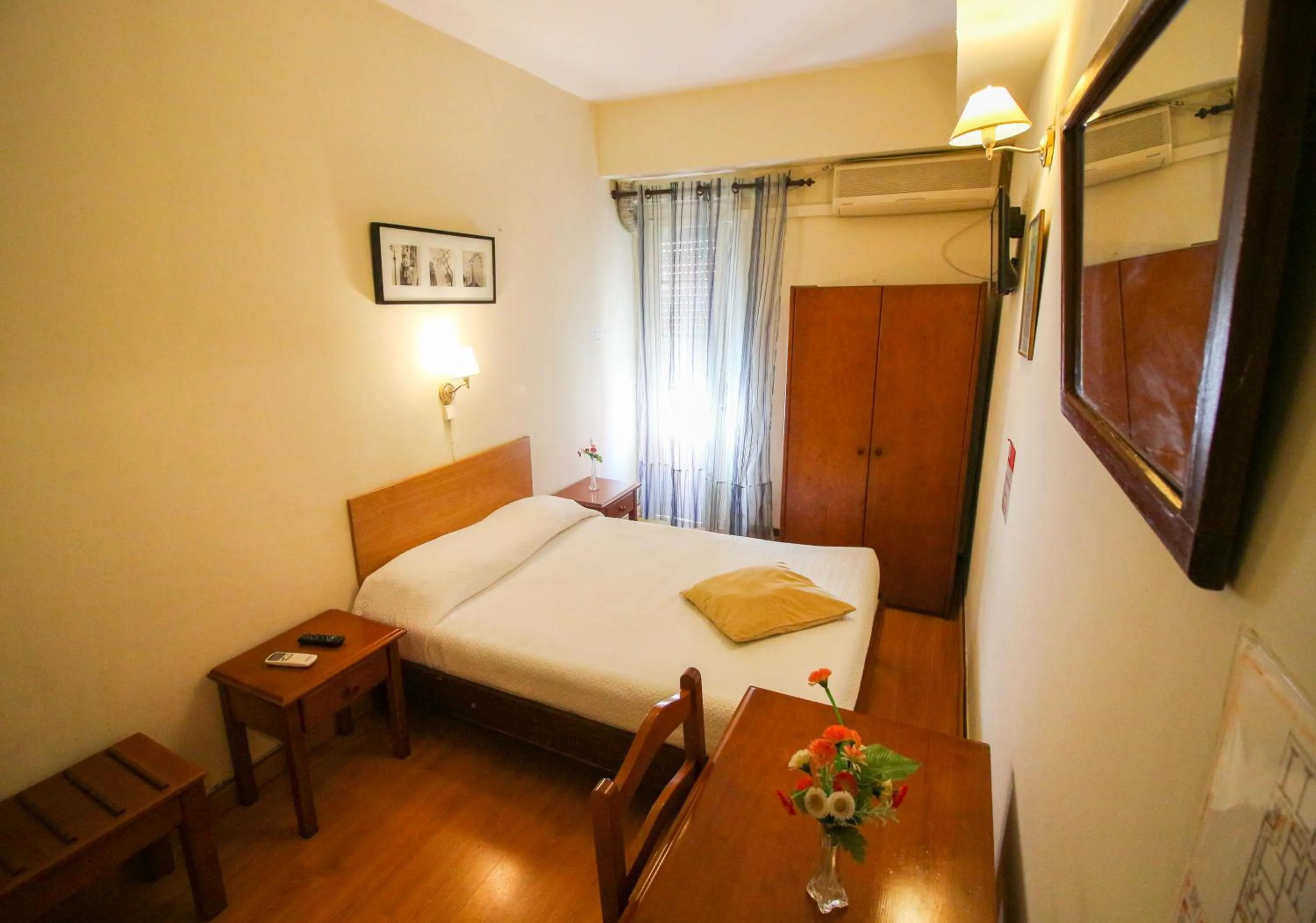 Bed in Residencial Lord