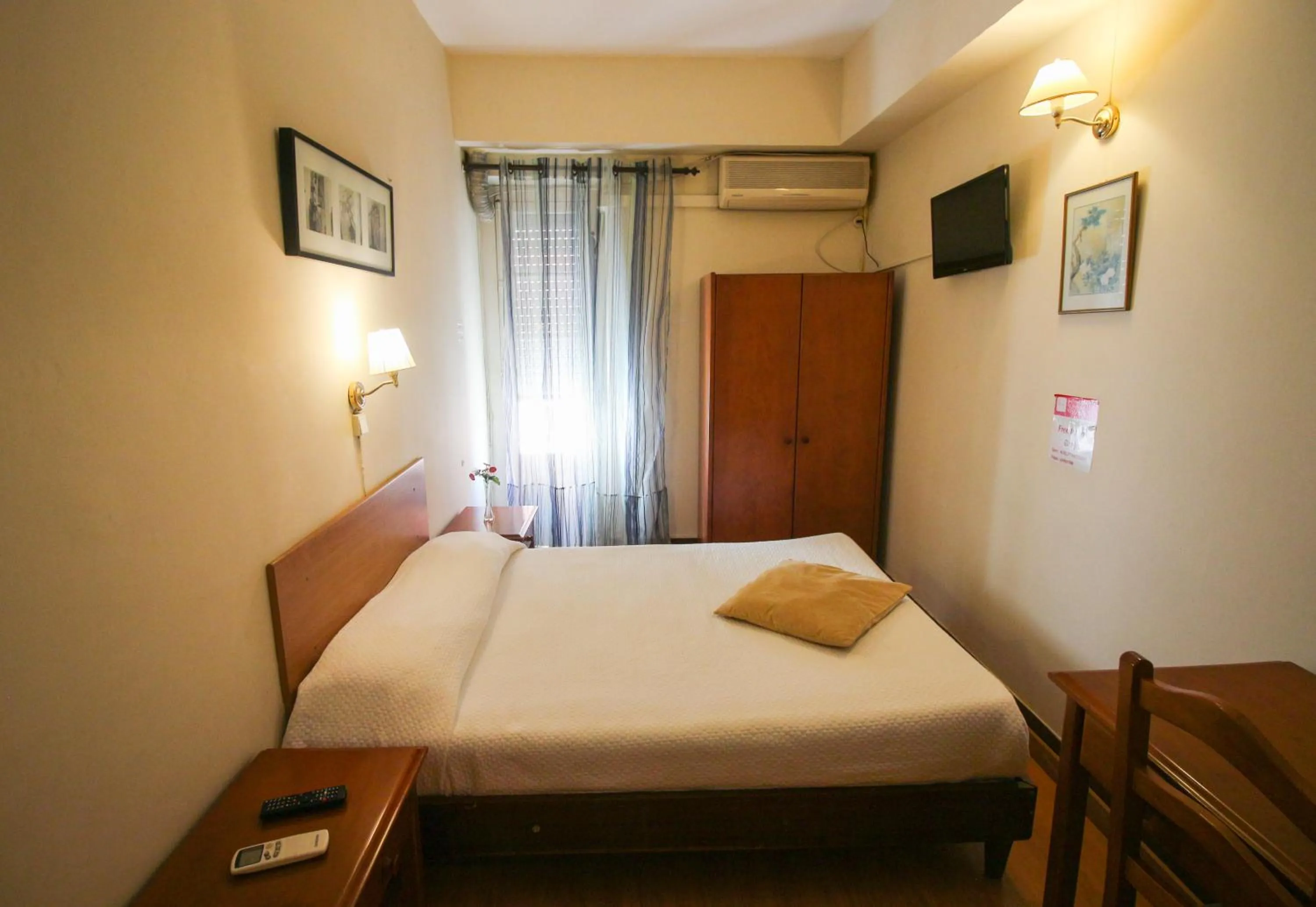 Bed in Residencial Lord