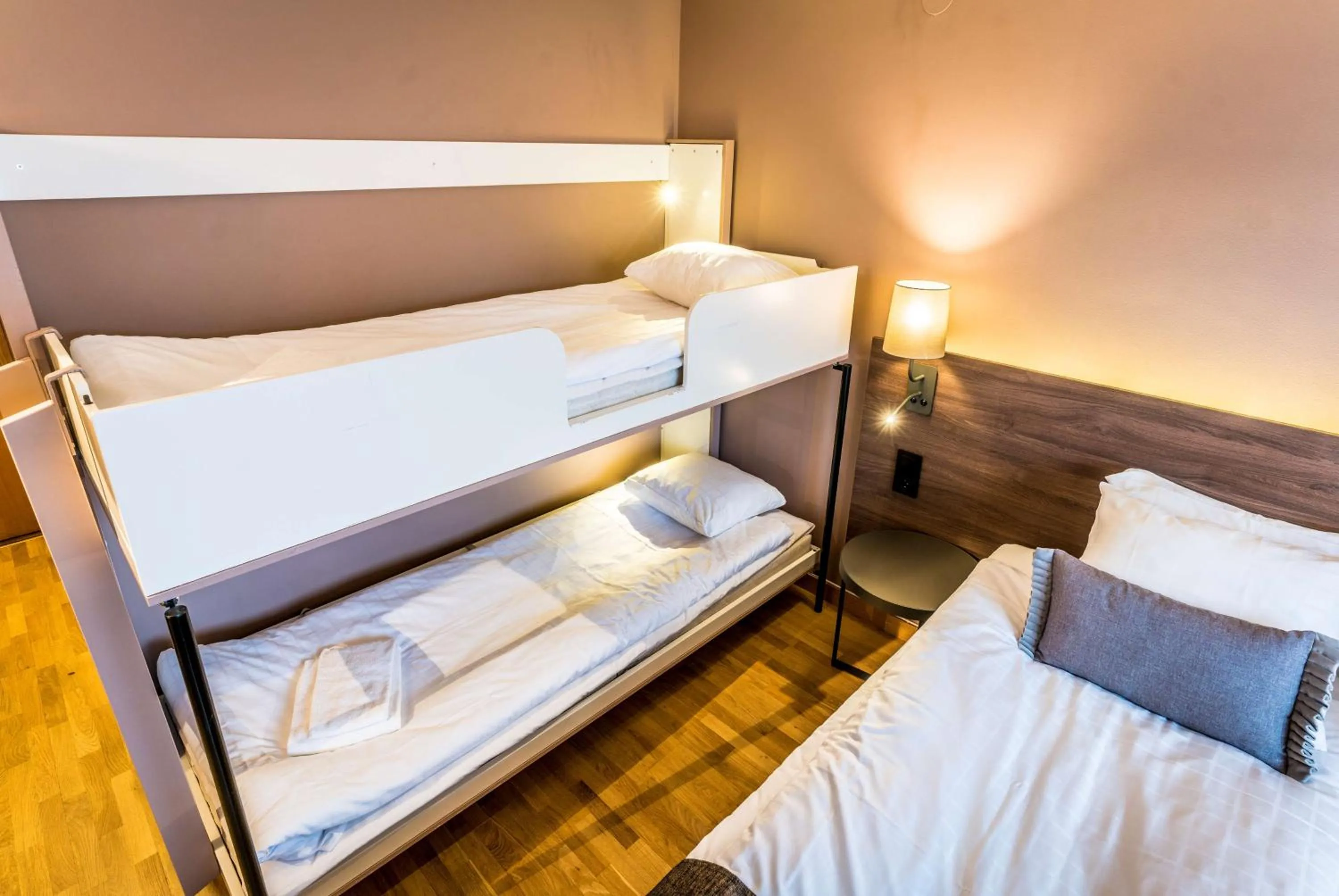 Bedroom, Bed in Scandic Grand Hotel